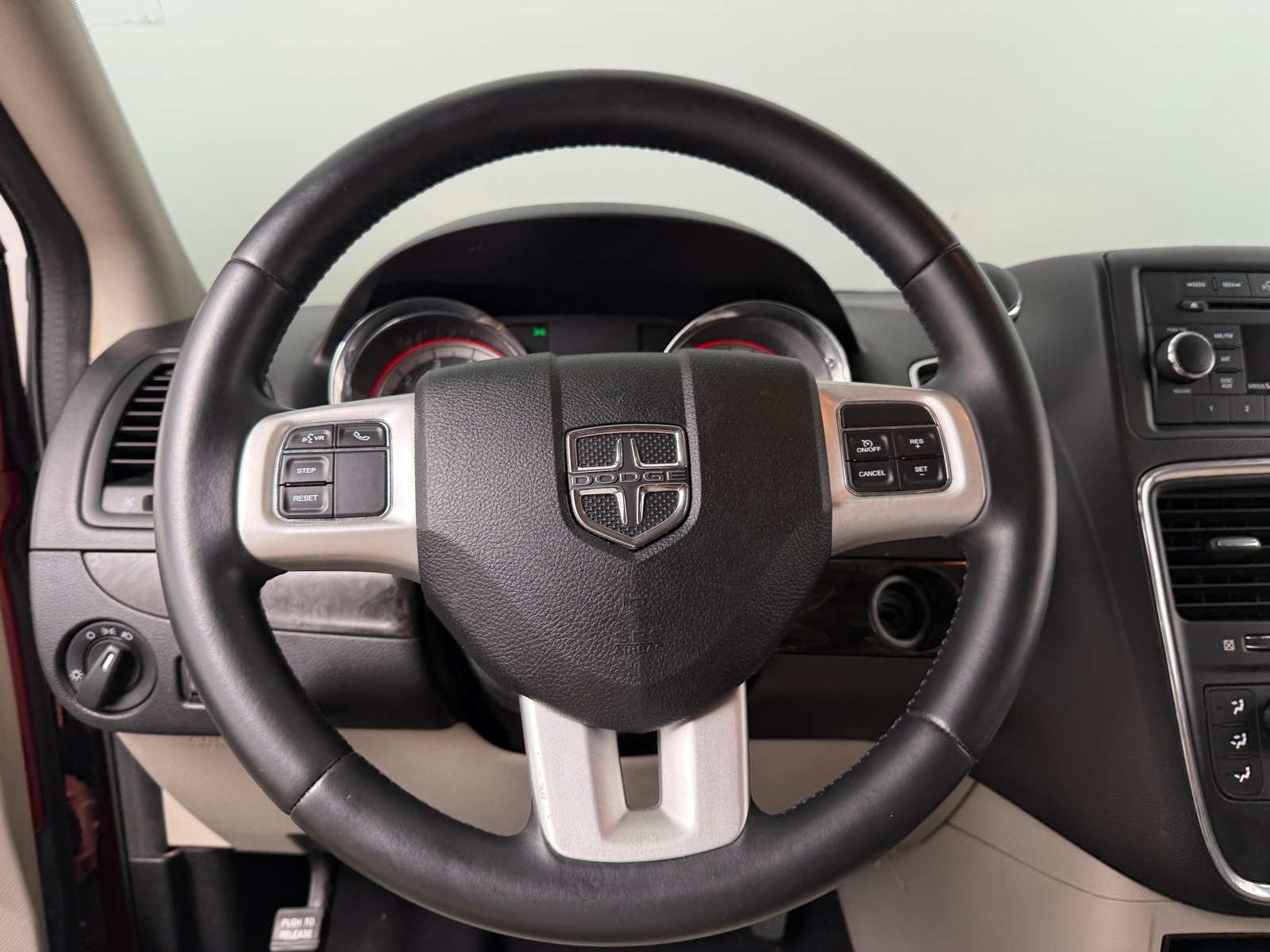 Thumbnail: 2015 Dodge Grand Caravan - 5