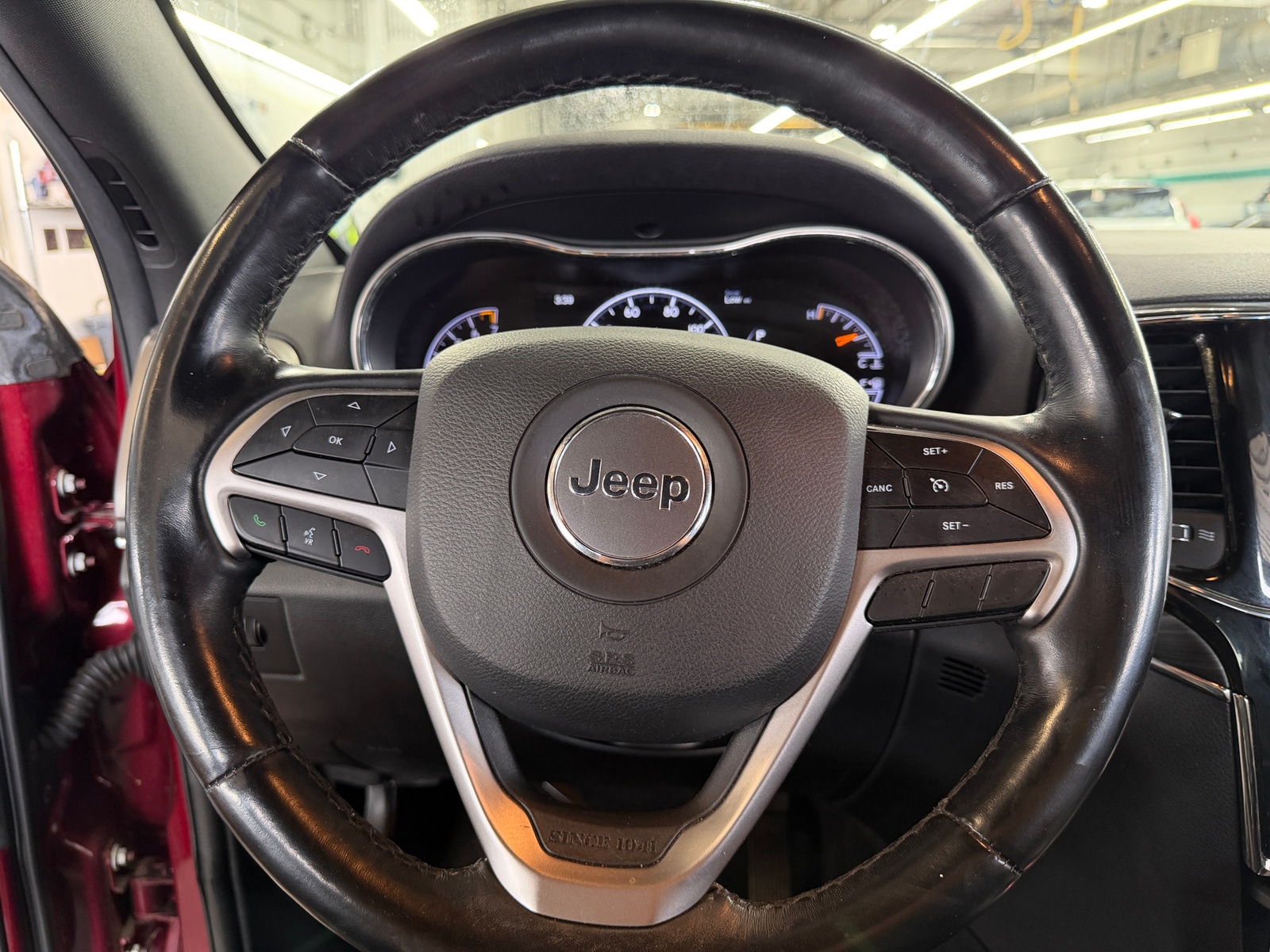 Thumbnail: 2020 Jeep Grand Cherokee - 4