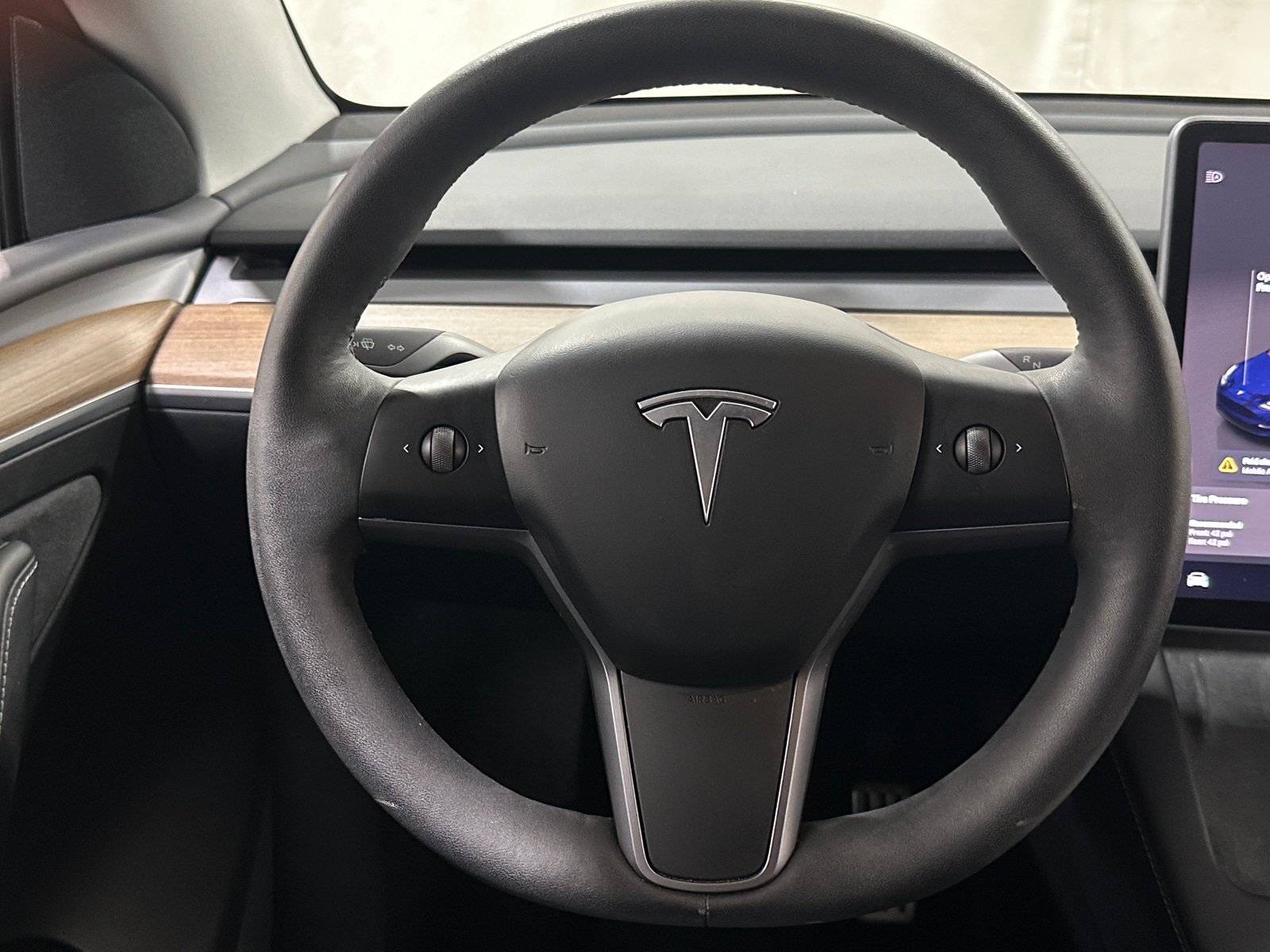 Thumbnail: 2023 Tesla Model Y - 4