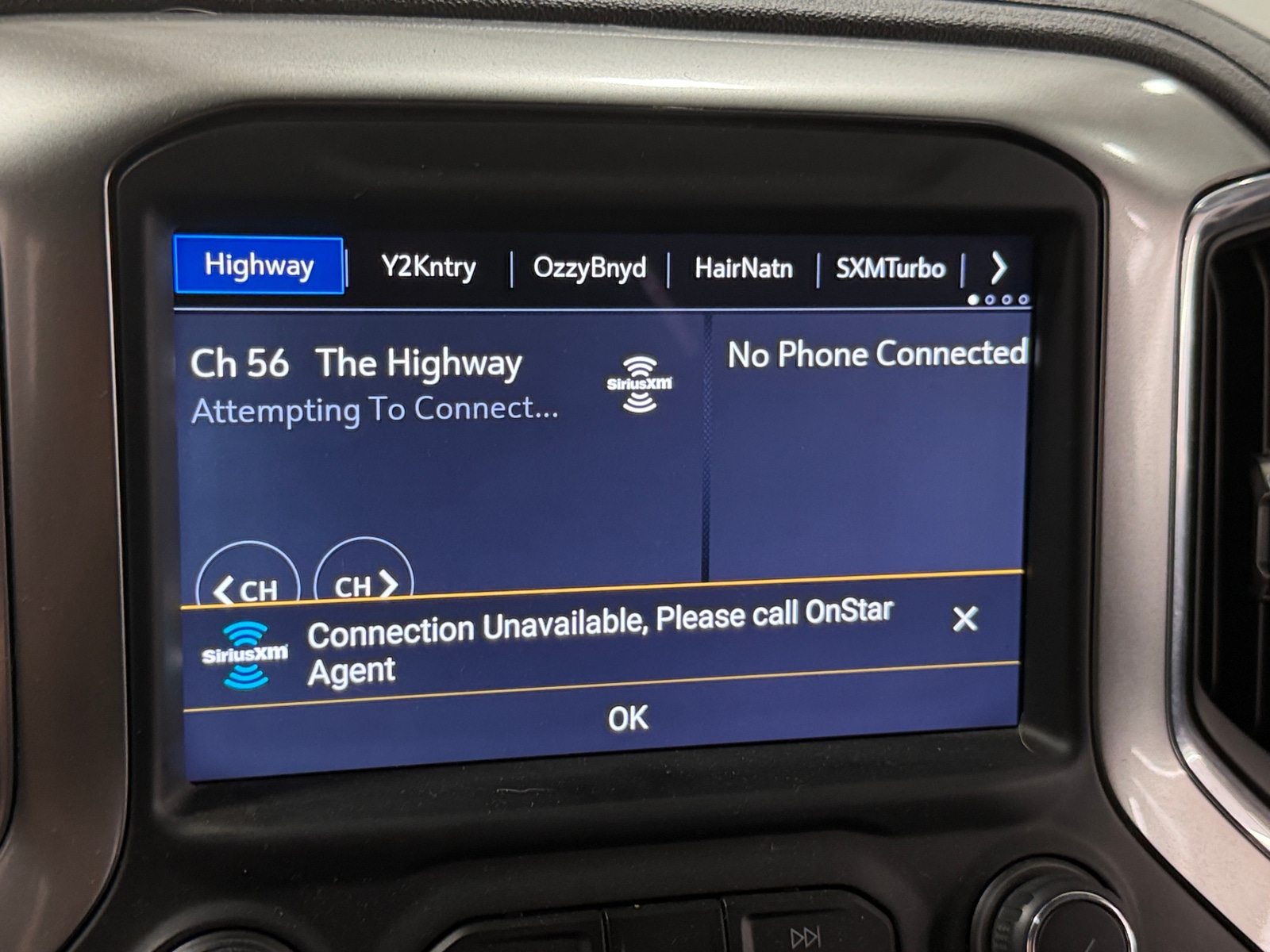 Thumbnail: 2021 Chevrolet Silverado 1500 - 4
