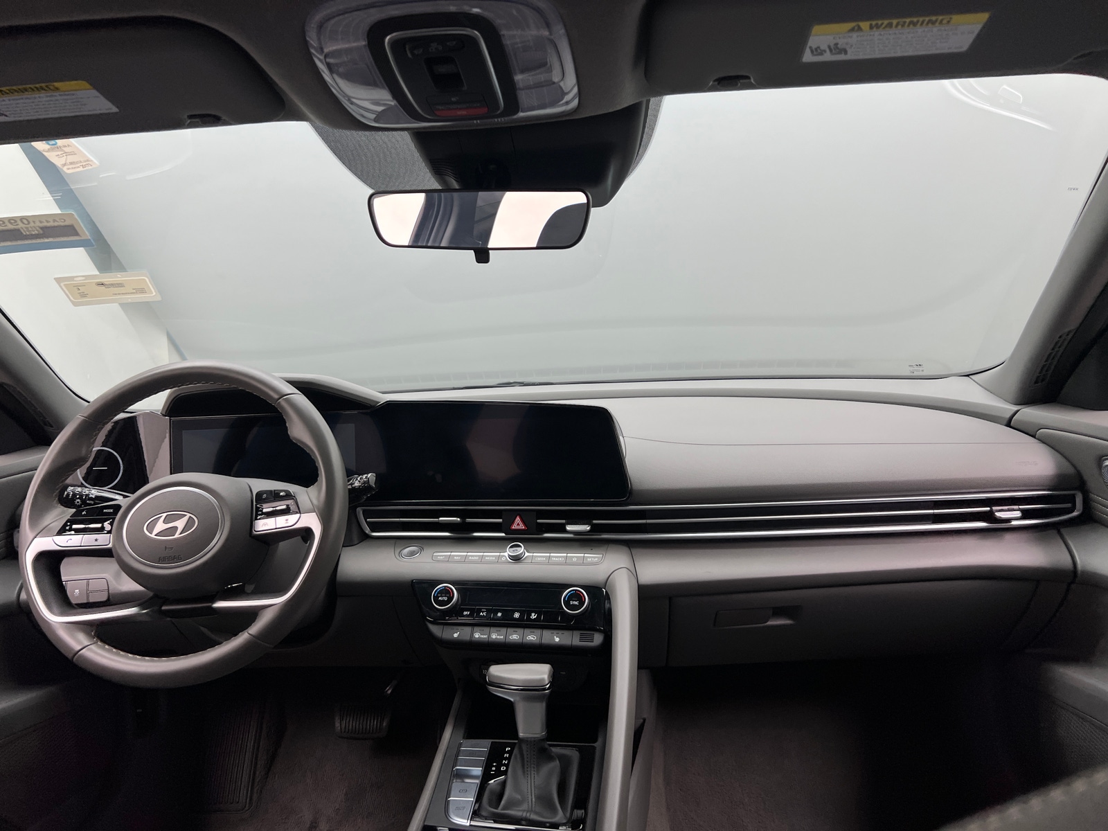 Thumbnail: 2025 Hyundai Elantra - 3