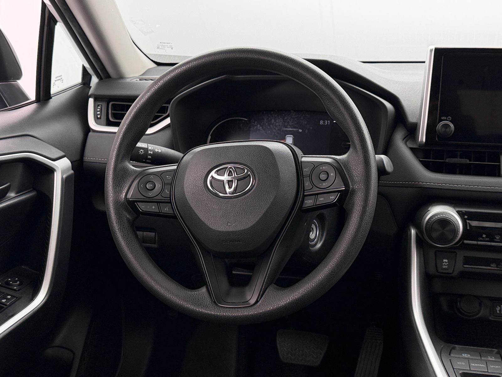 Thumbnail: 2025 Toyota RAV4 - 5