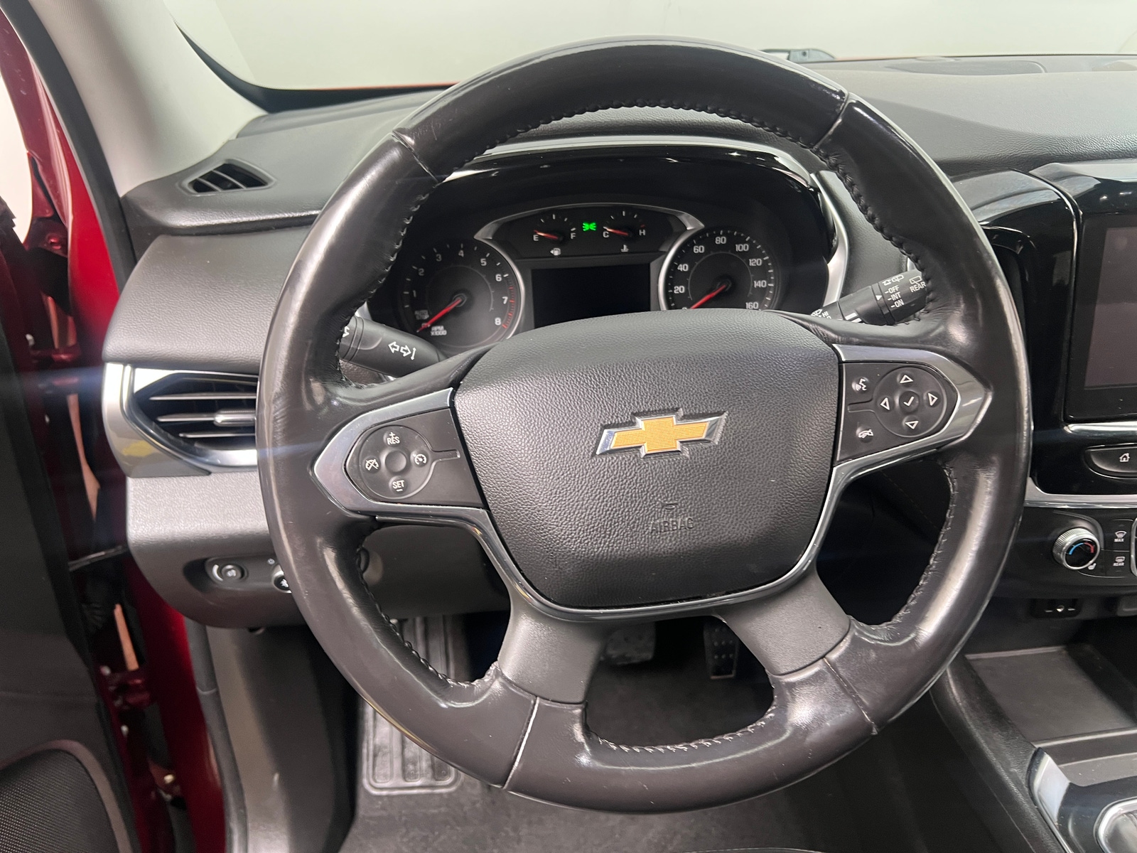 Thumbnail: 2018 Chevrolet Traverse - 4