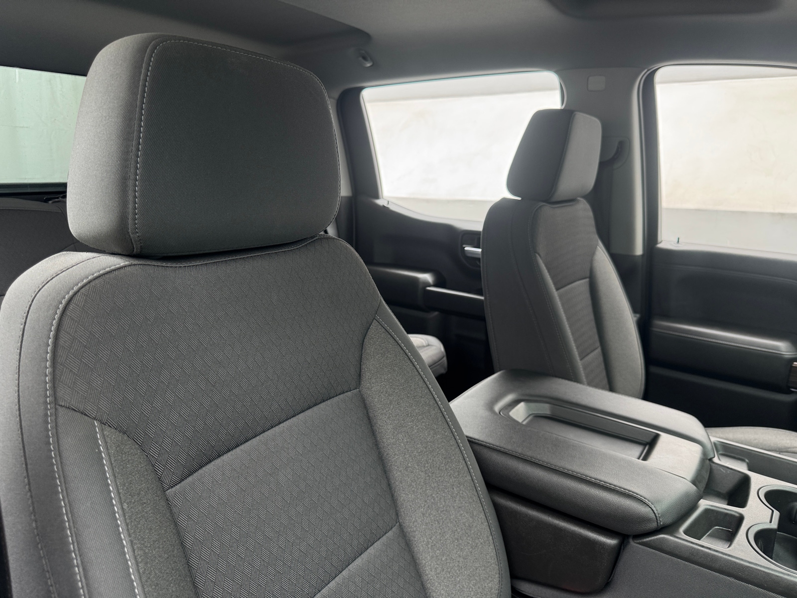 Thumbnail: 2020 Chevrolet Silverado 1500 - 2