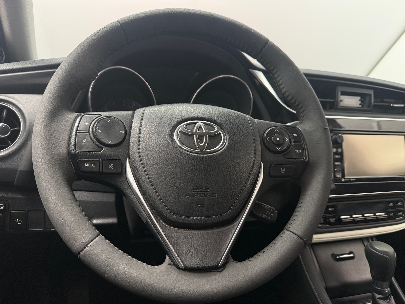 Thumbnail: 2017 Toyota Corolla iM - 5