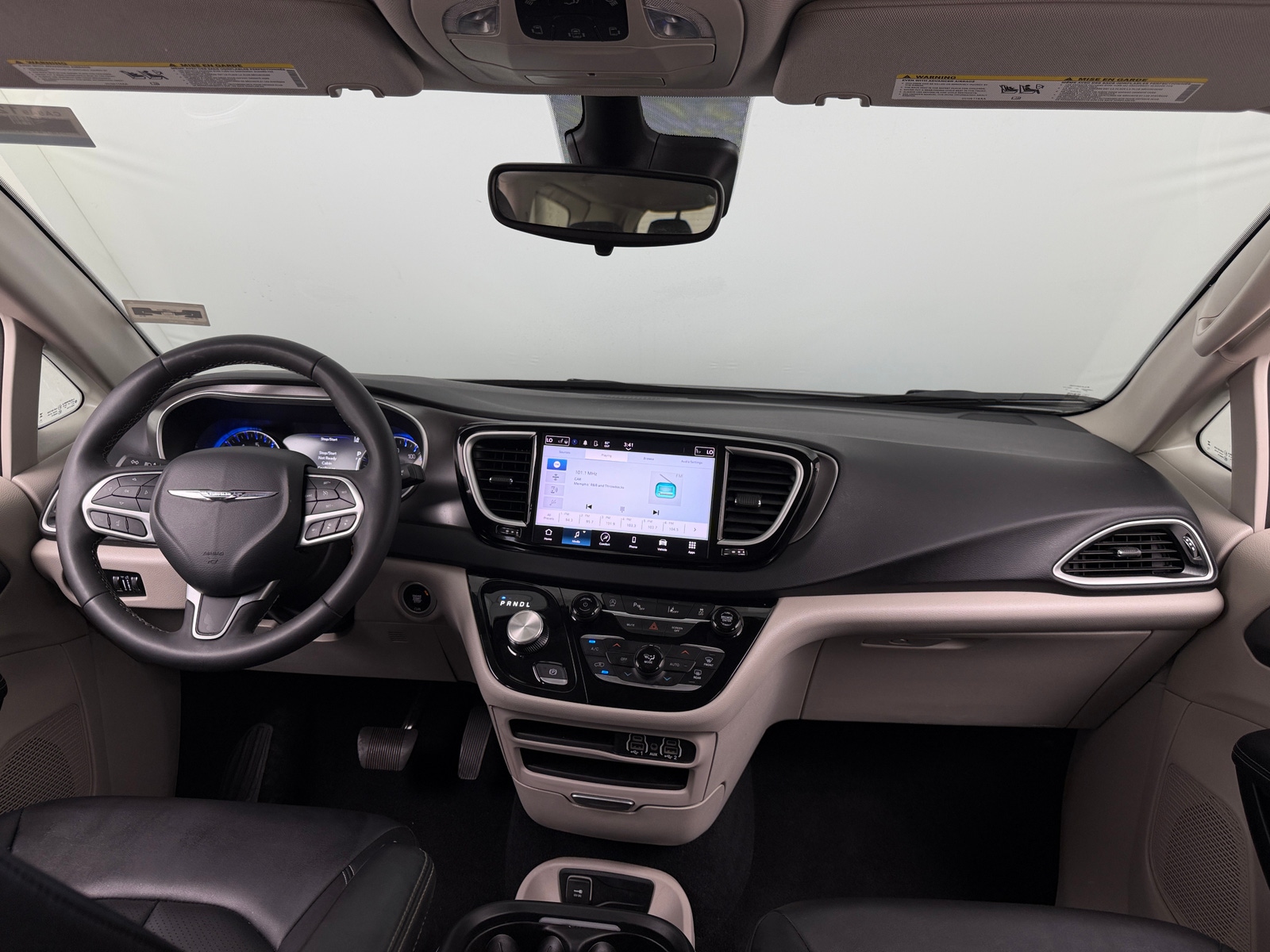 Thumbnail: 2024 Chrysler Pacifica - 2