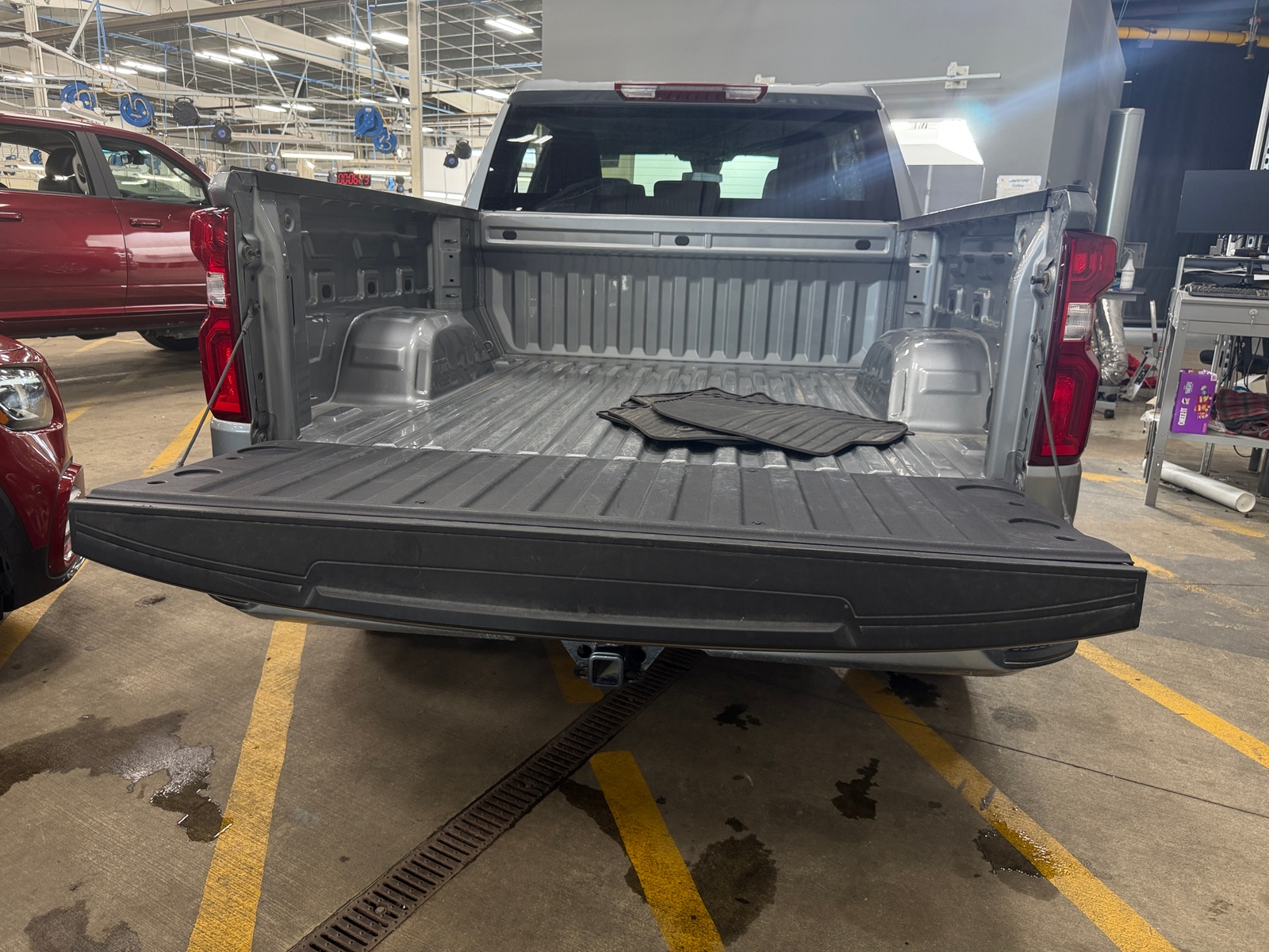 Thumbnail: 2026 Chevrolet Silverado 1500 - 7