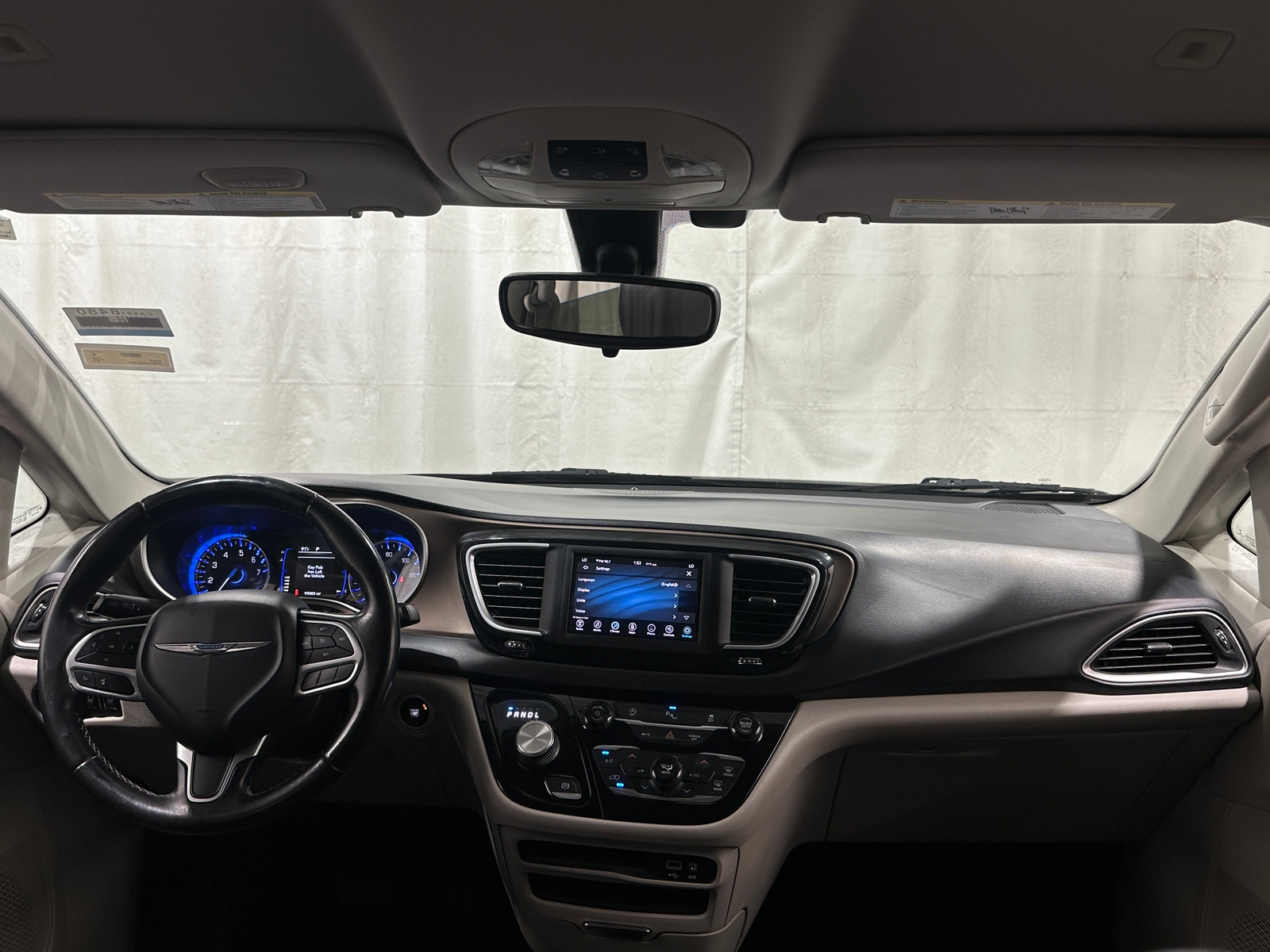 Thumbnail: 2018 Chrysler Pacifica - 2