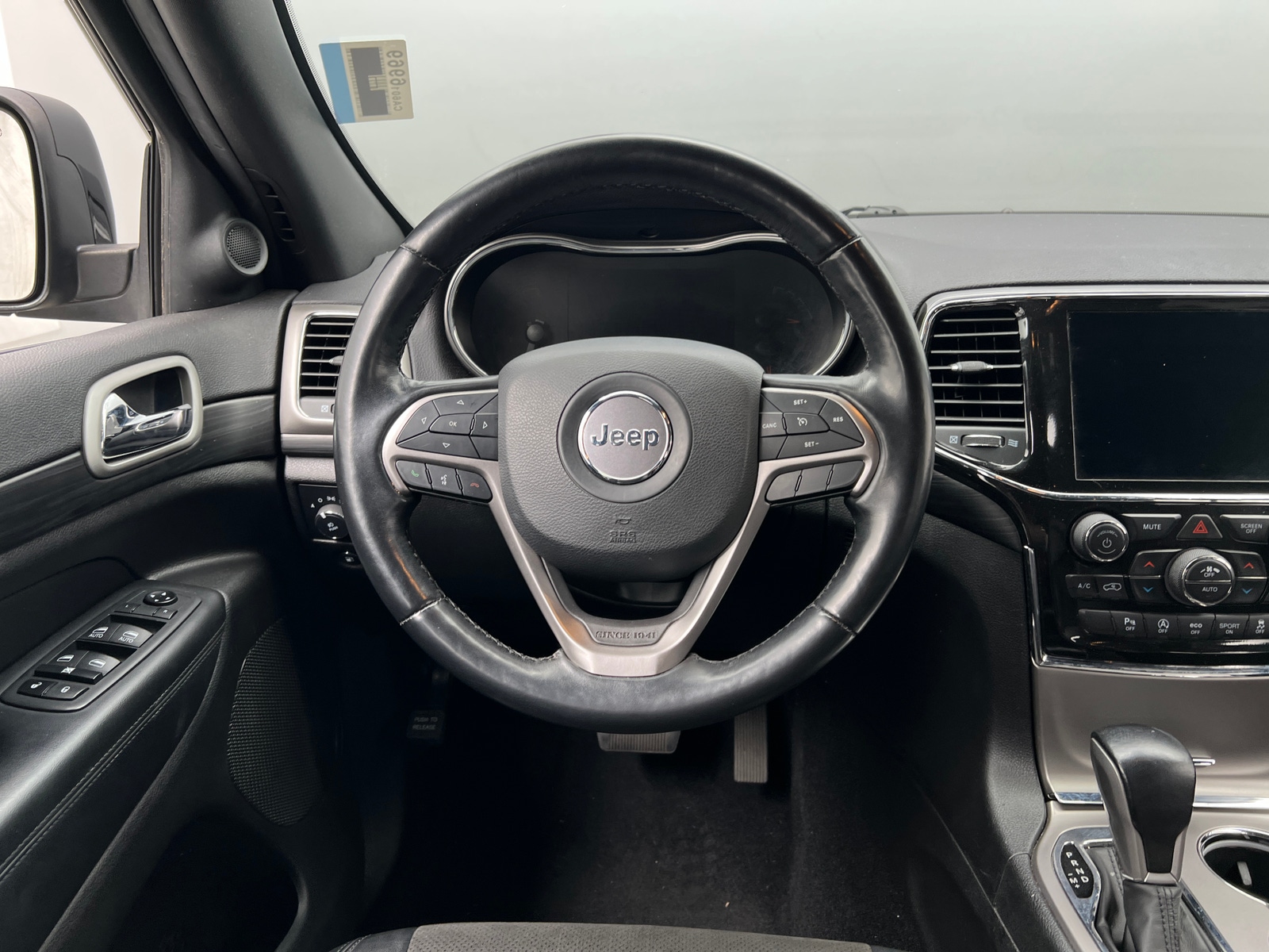 Thumbnail: 2021 Jeep Grand Cherokee - 4
