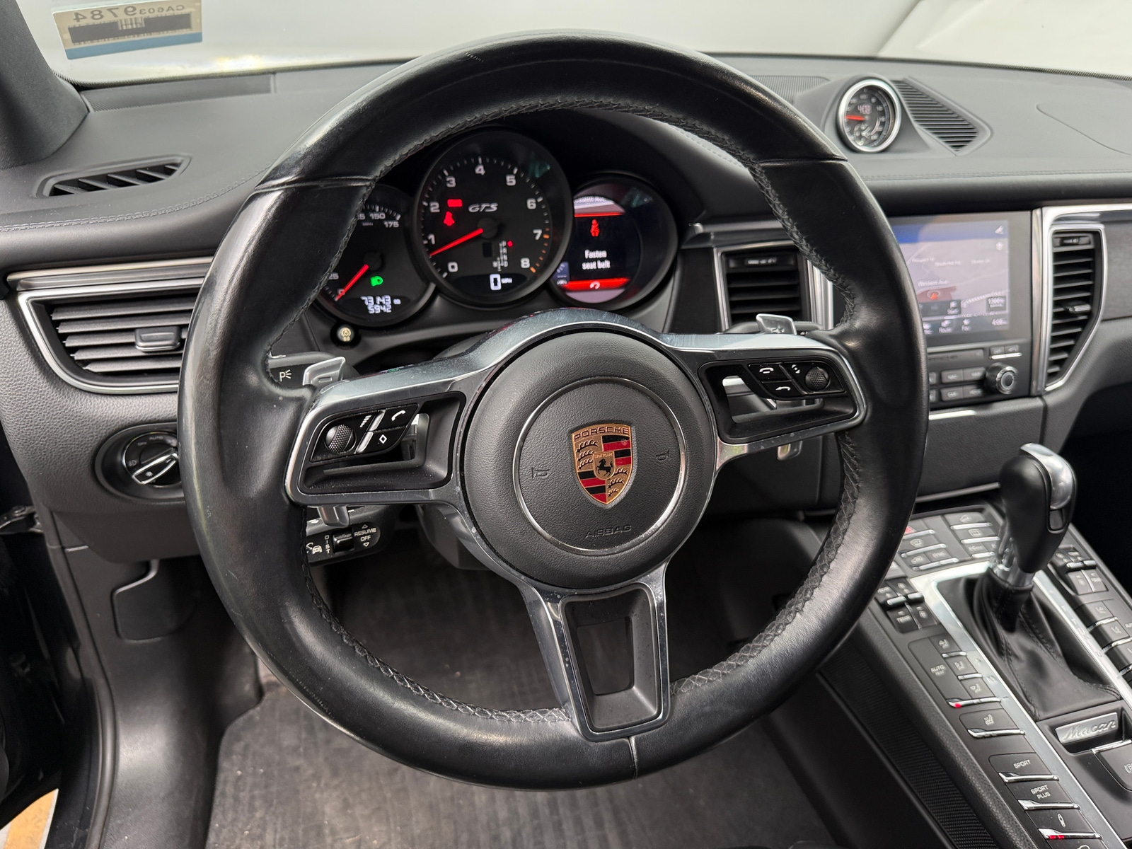Thumbnail: 2017 Porsche Macan - 4