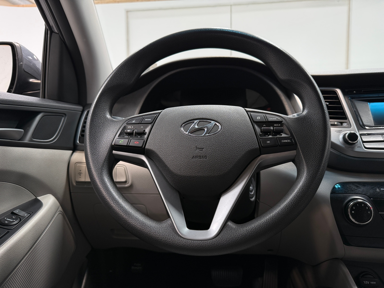 Thumbnail: 2016 Hyundai Tucson - 5