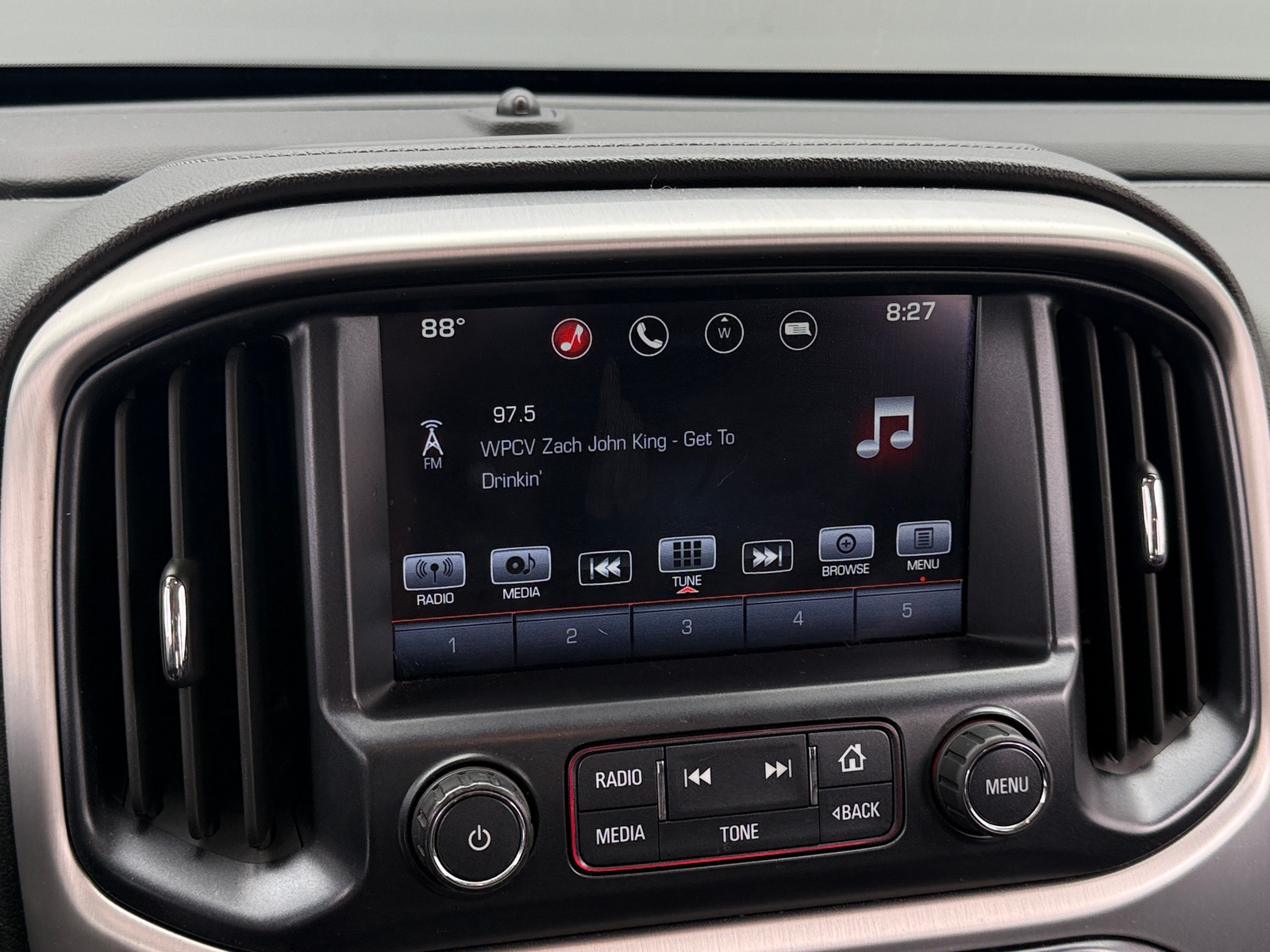Thumbnail: 2016 GMC Canyon - 3