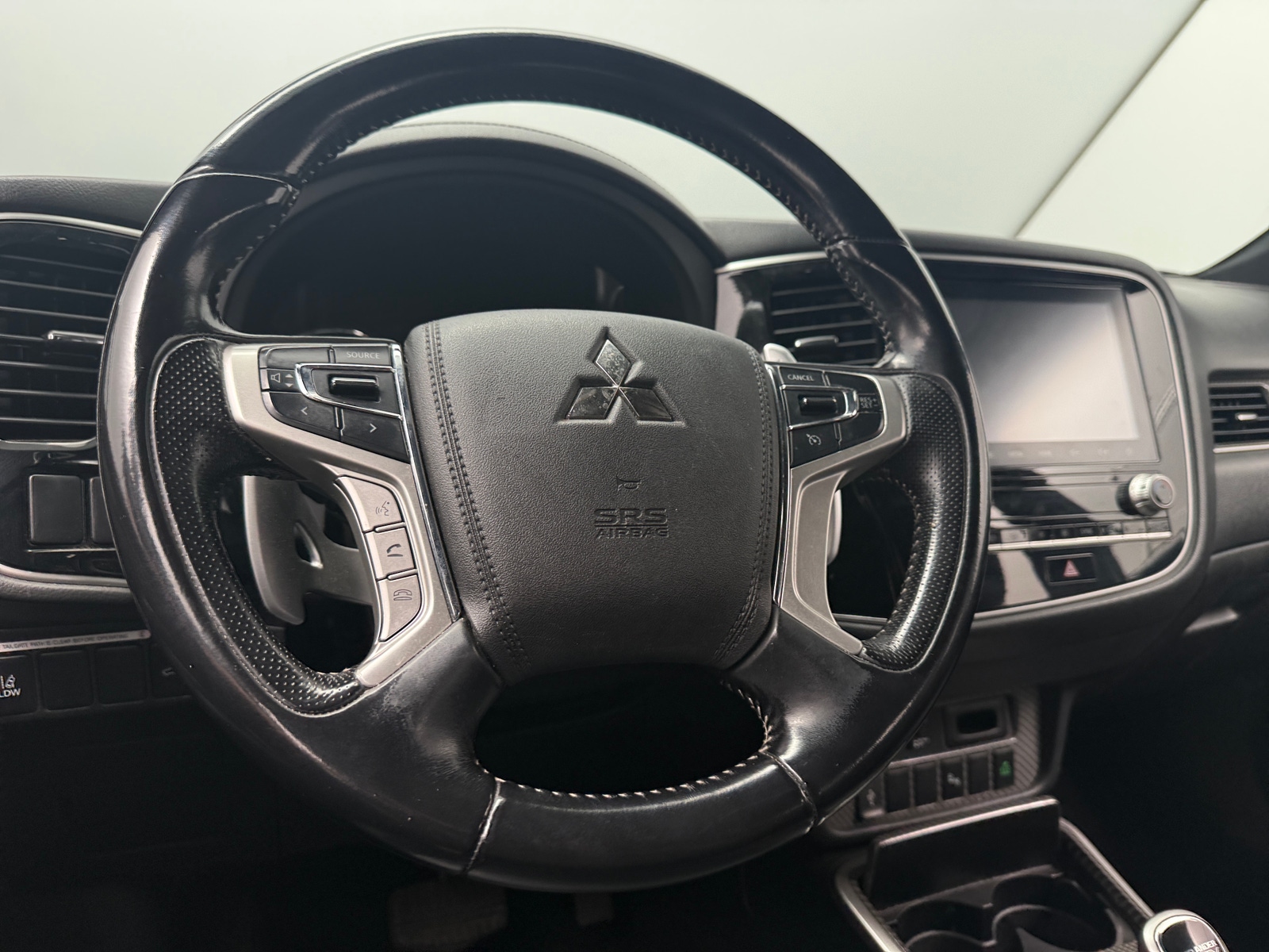 Thumbnail: 2022 Mitsubishi Outlander - 4