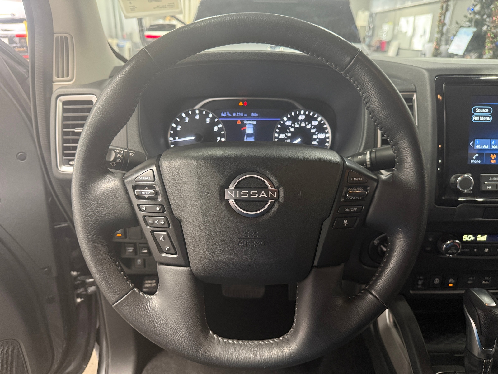 Thumbnail: 2023 Nissan Frontier - 5