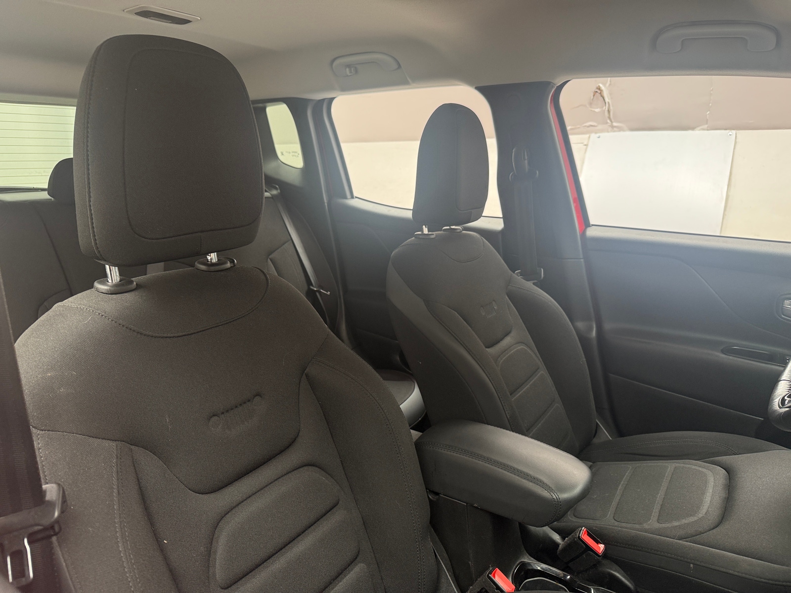 Thumbnail: 2017 Jeep Renegade - 2