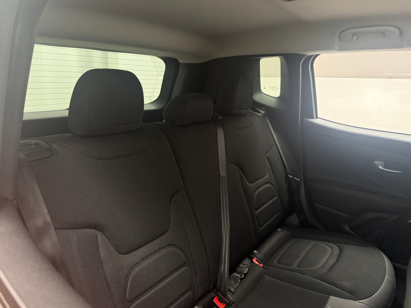 Thumbnail: 2017 Jeep Renegade - 6