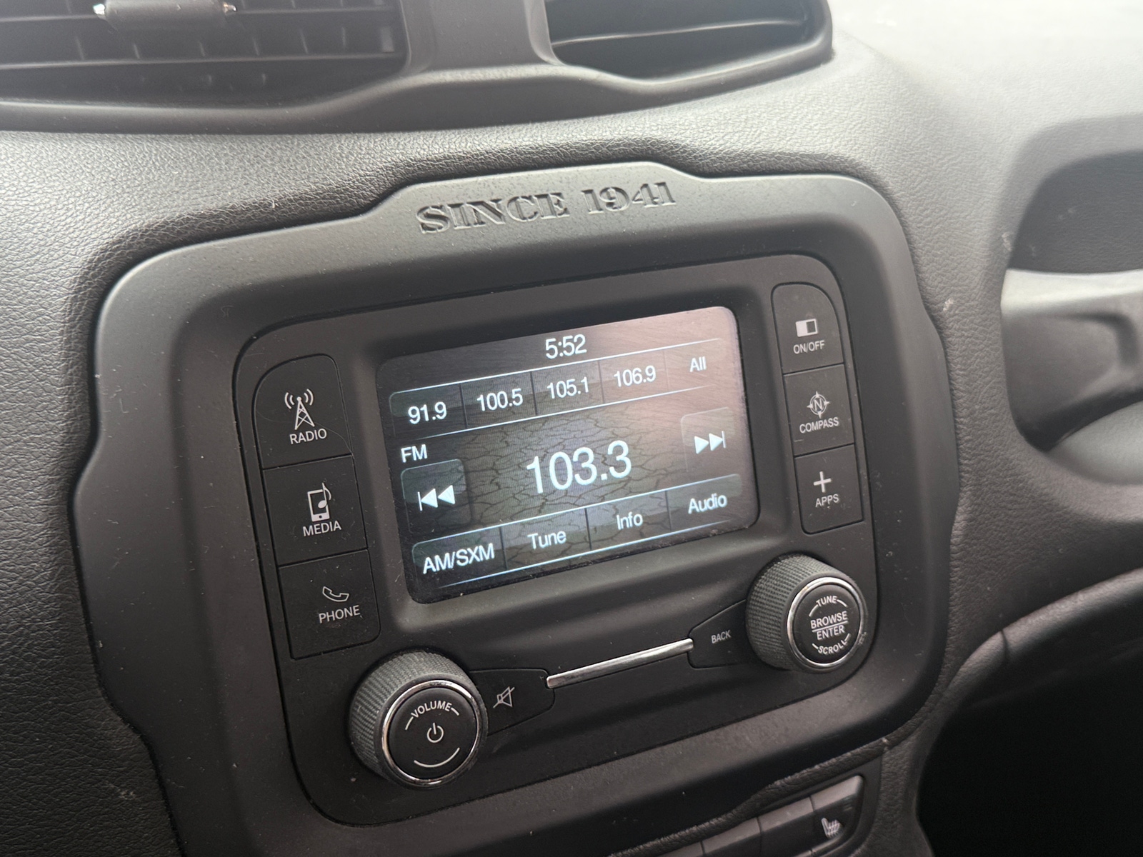 Thumbnail: 2017 Jeep Renegade - 4