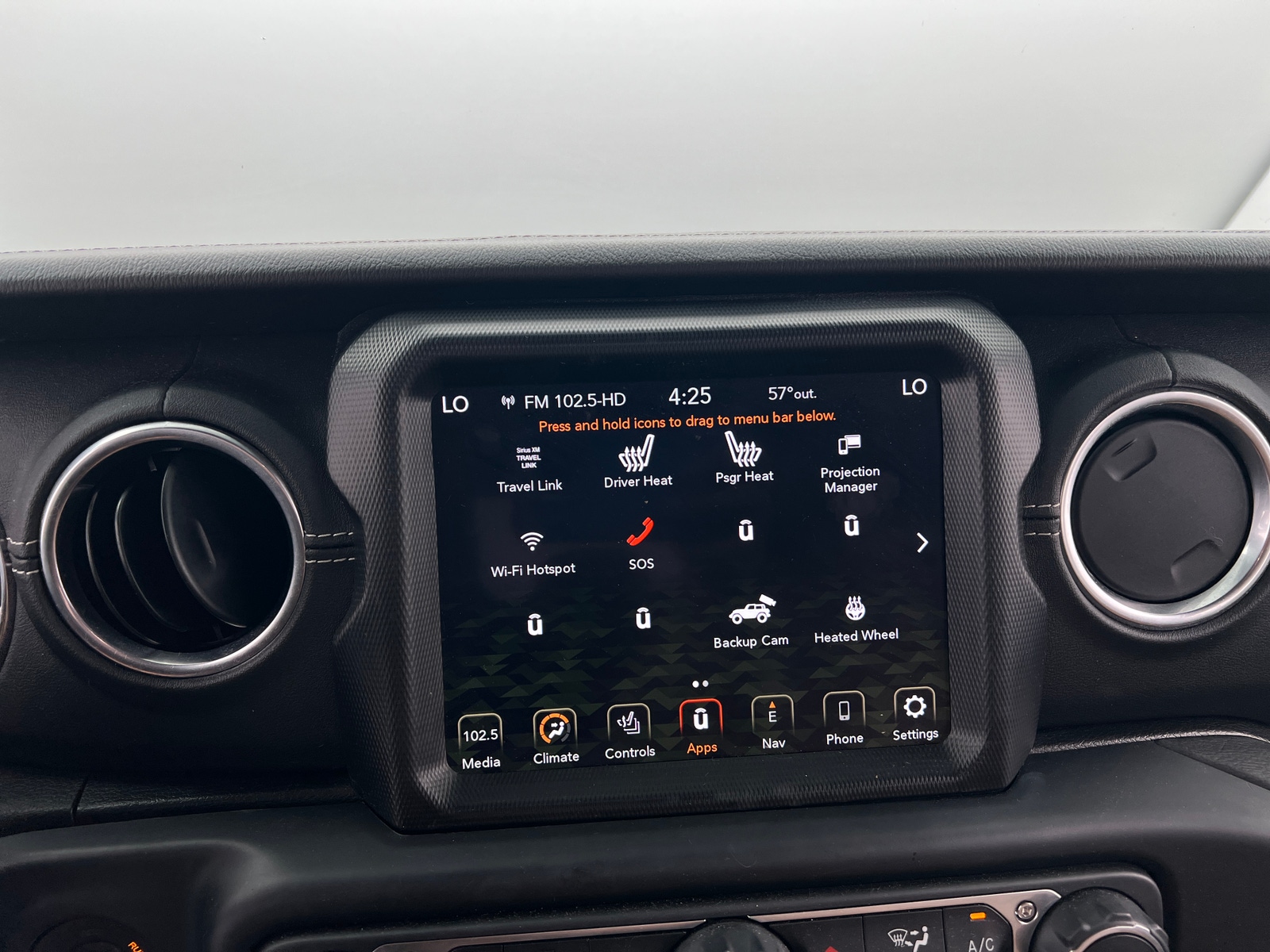 Thumbnail: 2022 Jeep Wrangler - 3