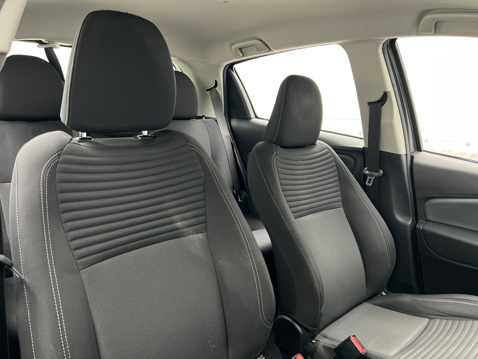 Thumbnail: 2017 Toyota Yaris - 2
