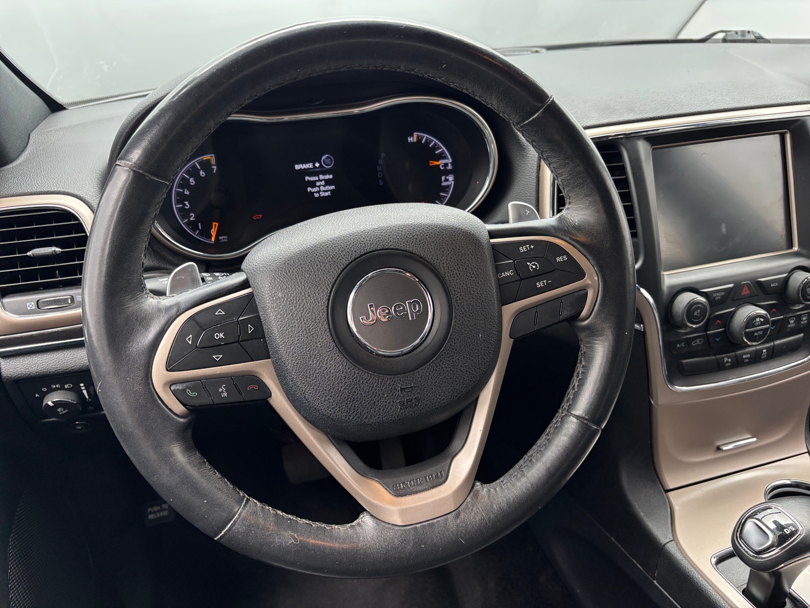 Thumbnail: 2015 Jeep Grand Cherokee - 4