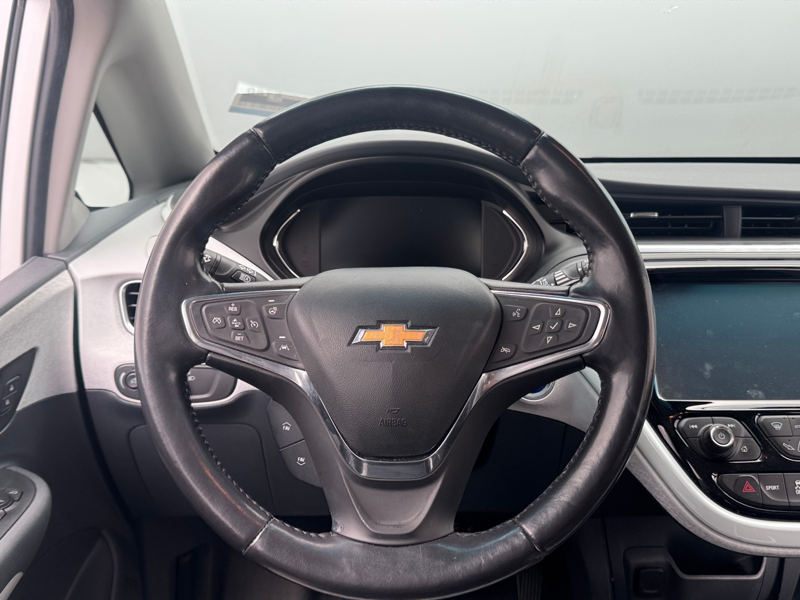 Thumbnail: 2021 Chevrolet Bolt EV - 5