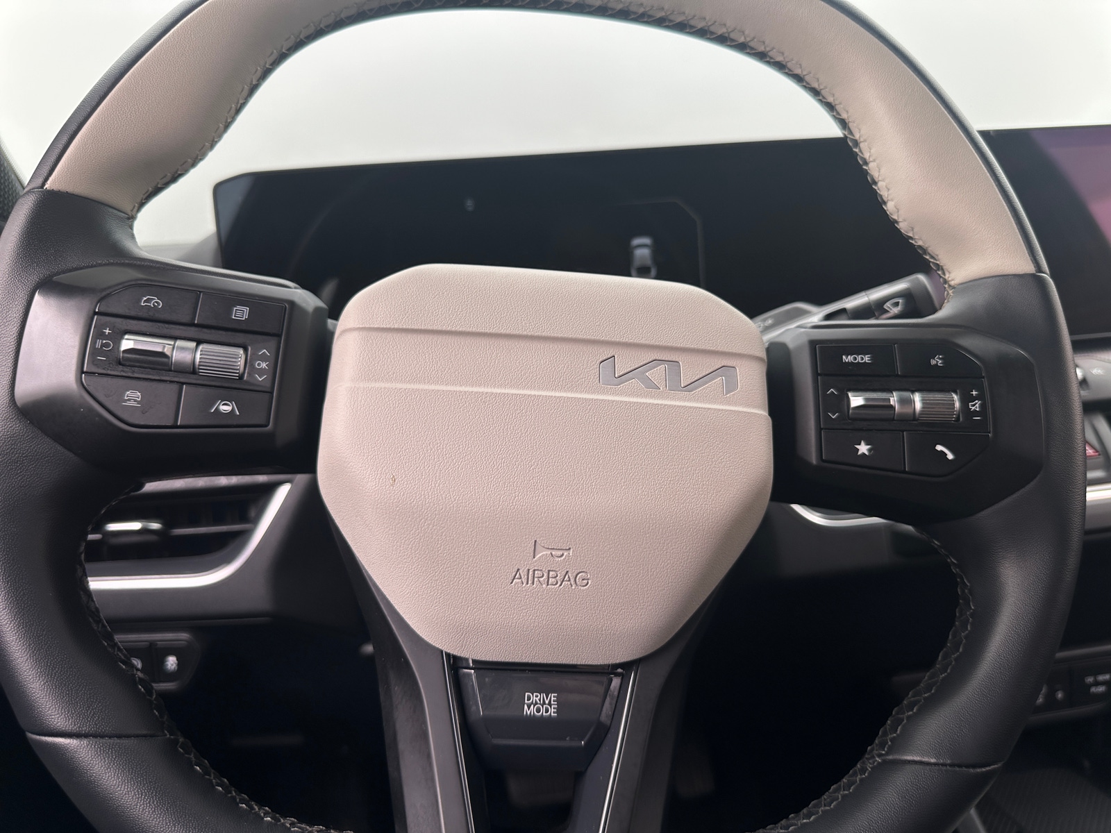 Thumbnail: 2025 Kia K4 - 4