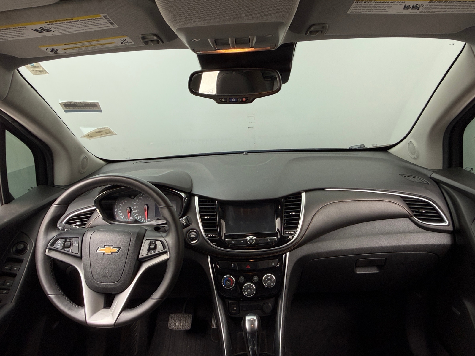 Thumbnail: 2017 Chevrolet Trax - 2