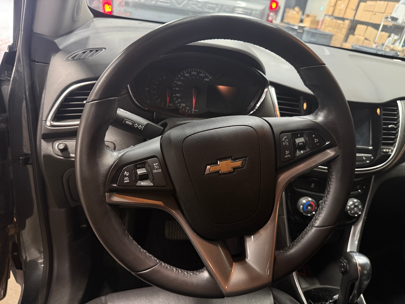 Thumbnail: 2017 Chevrolet Trax - 4