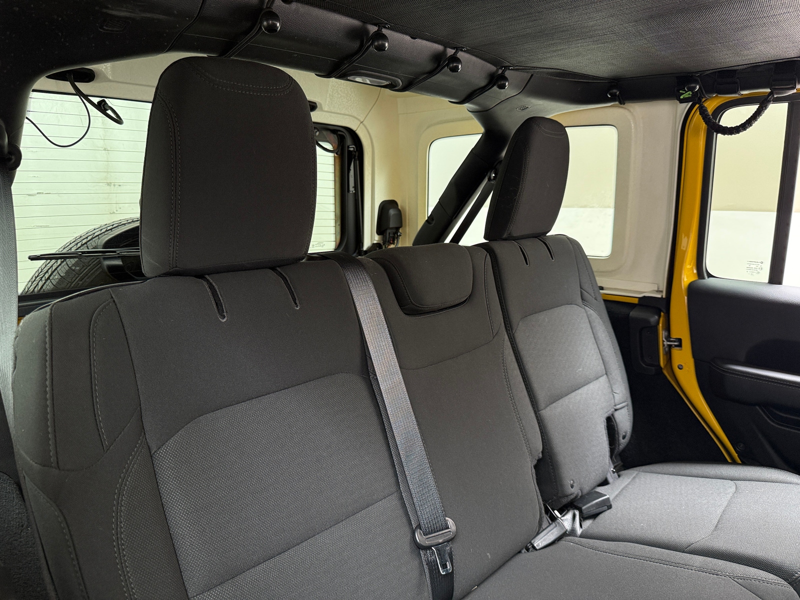 Thumbnail: 2019 Jeep Wrangler - 6
