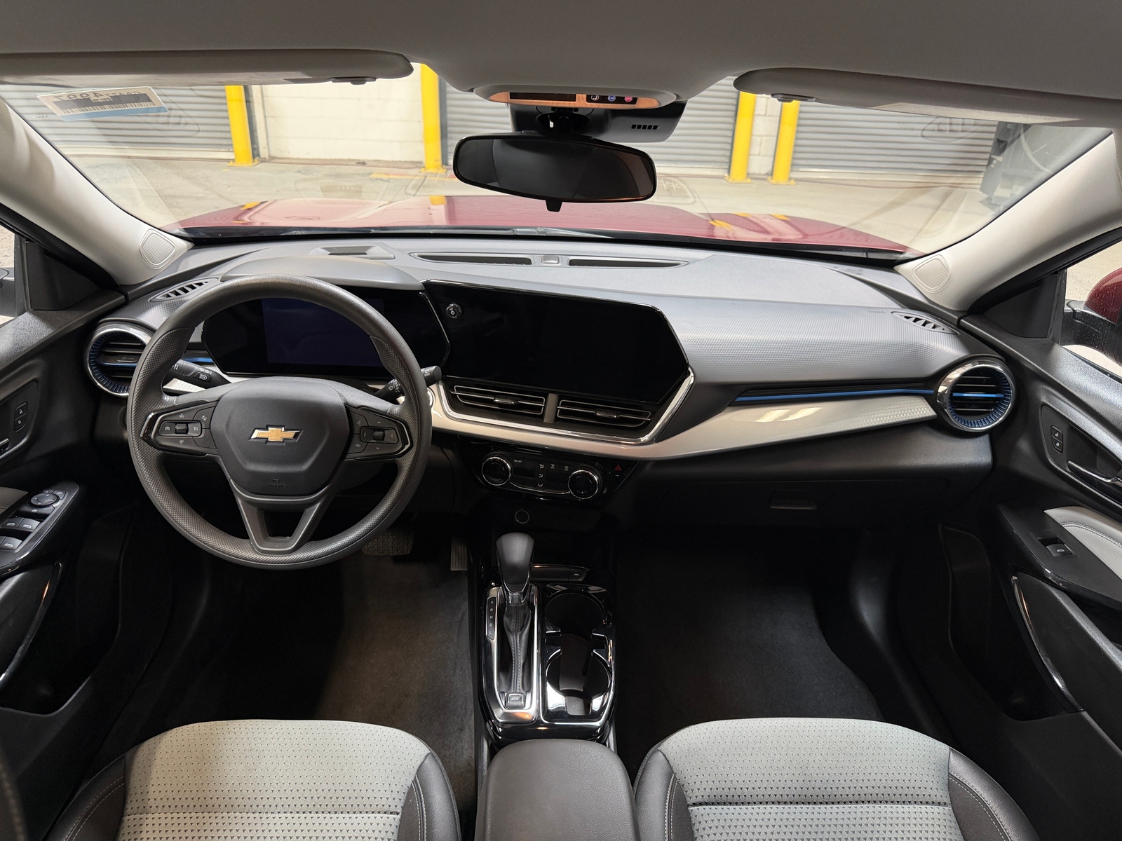 Thumbnail: 2025 Chevrolet Trax - 2