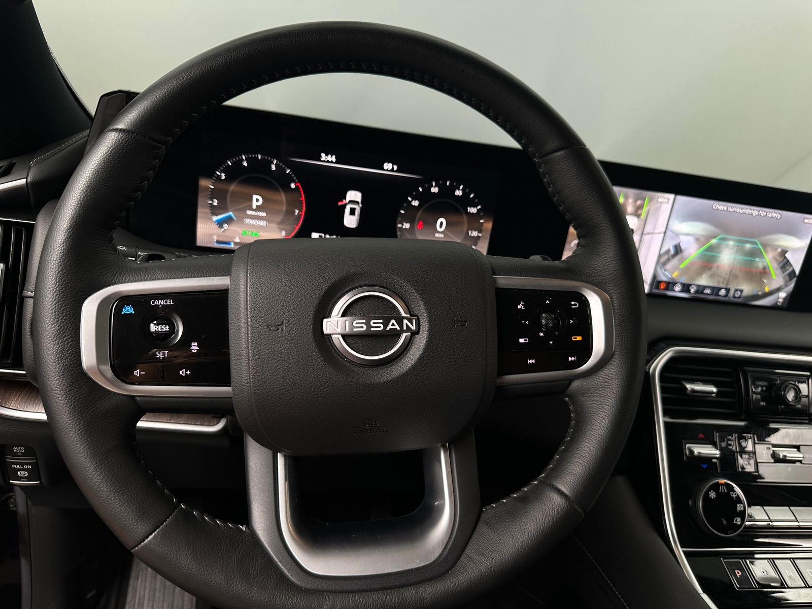 Thumbnail: 2025 Nissan Armada - 4