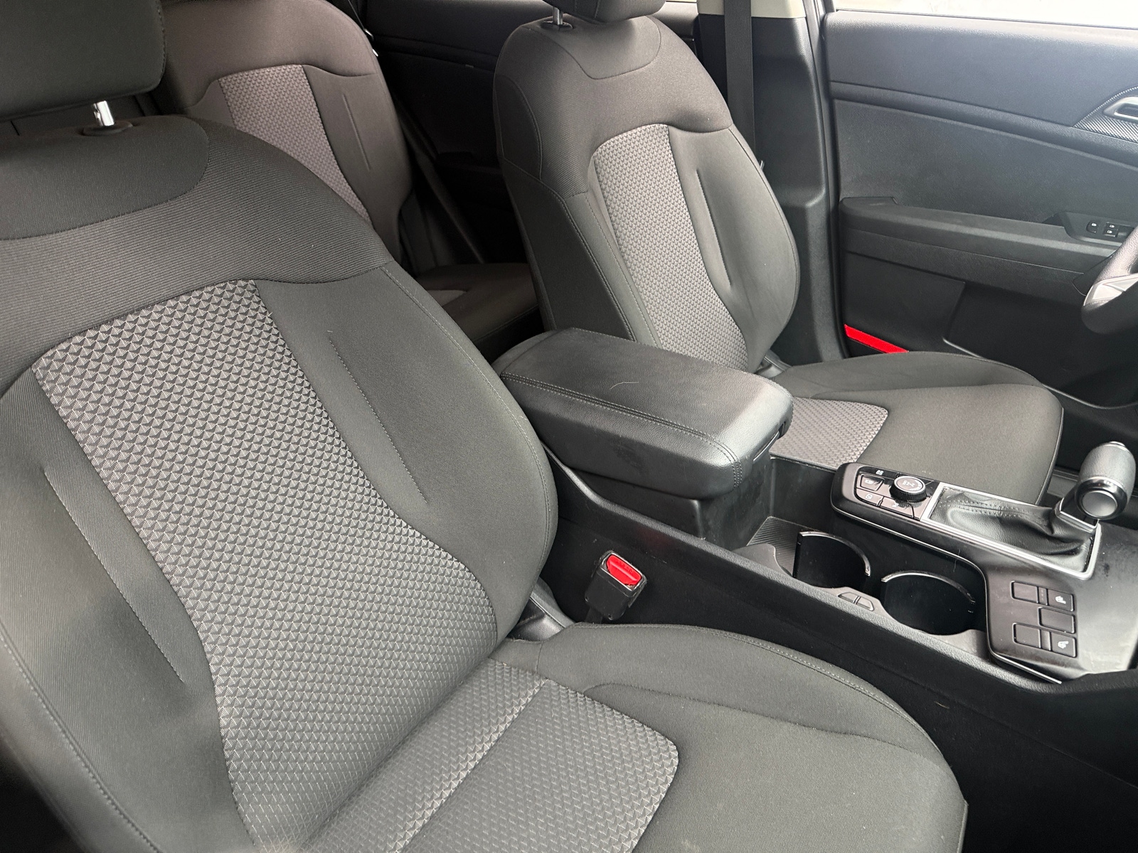 Thumbnail: 2024 Kia Sportage - 2