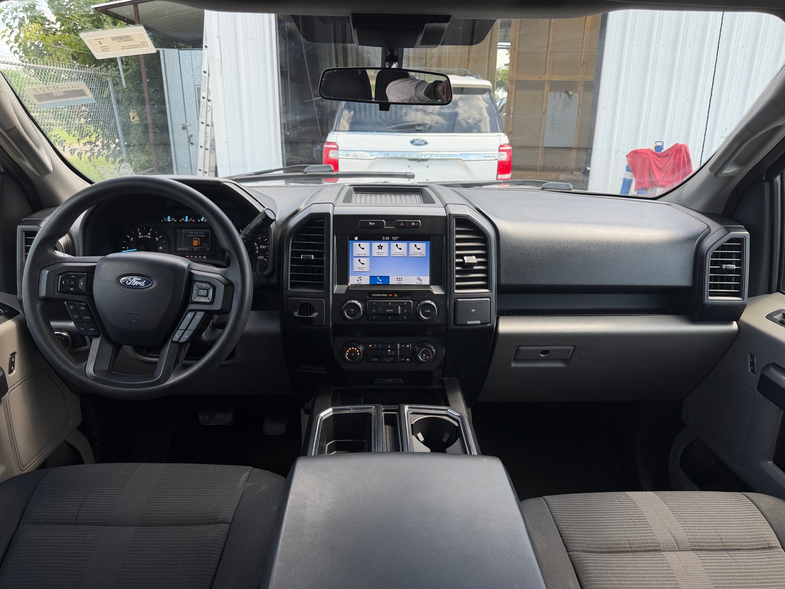 Thumbnail: 2019 Ford Econoline - 3