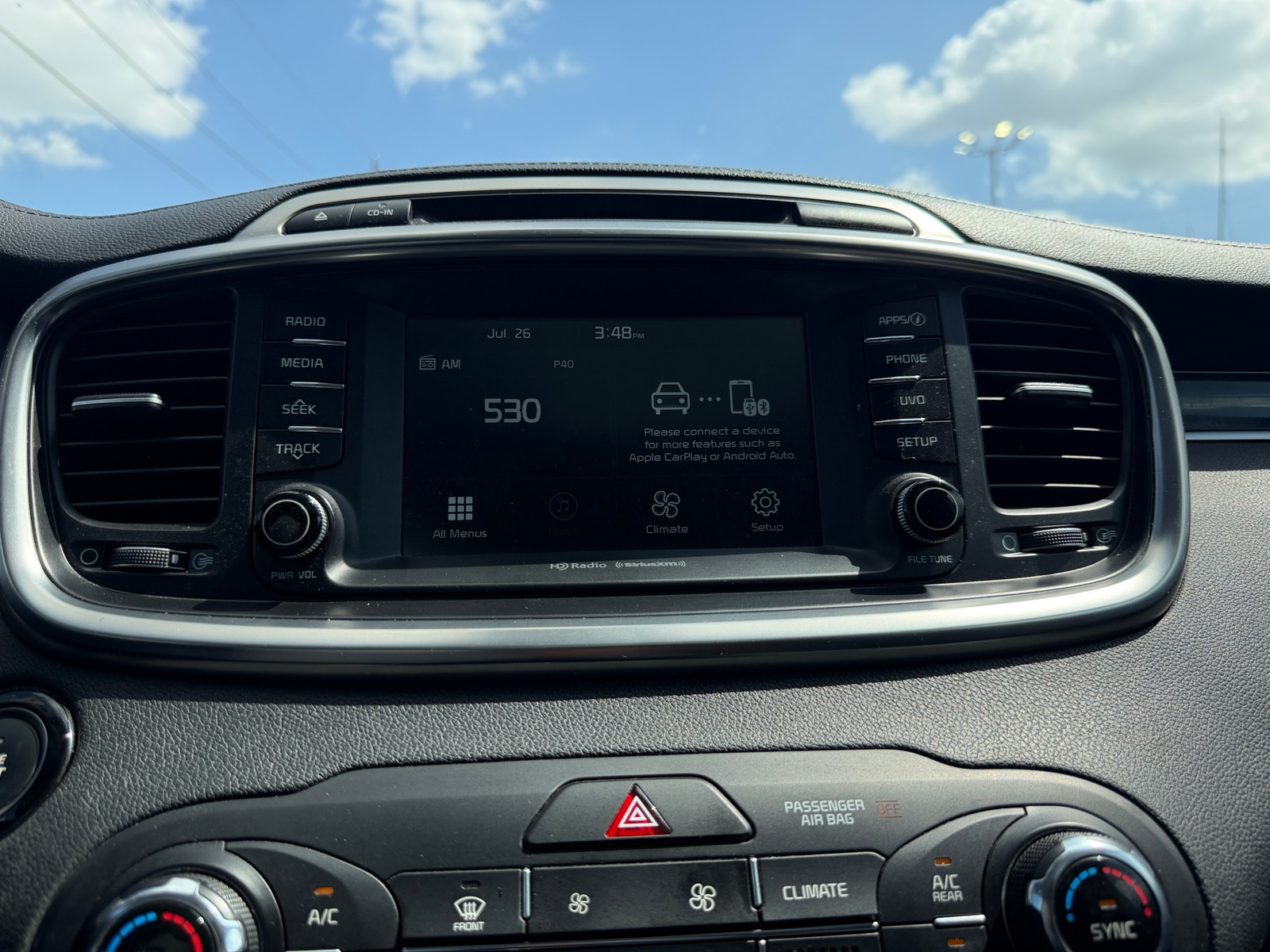 Thumbnail: 2017 Kia Sorento - 3