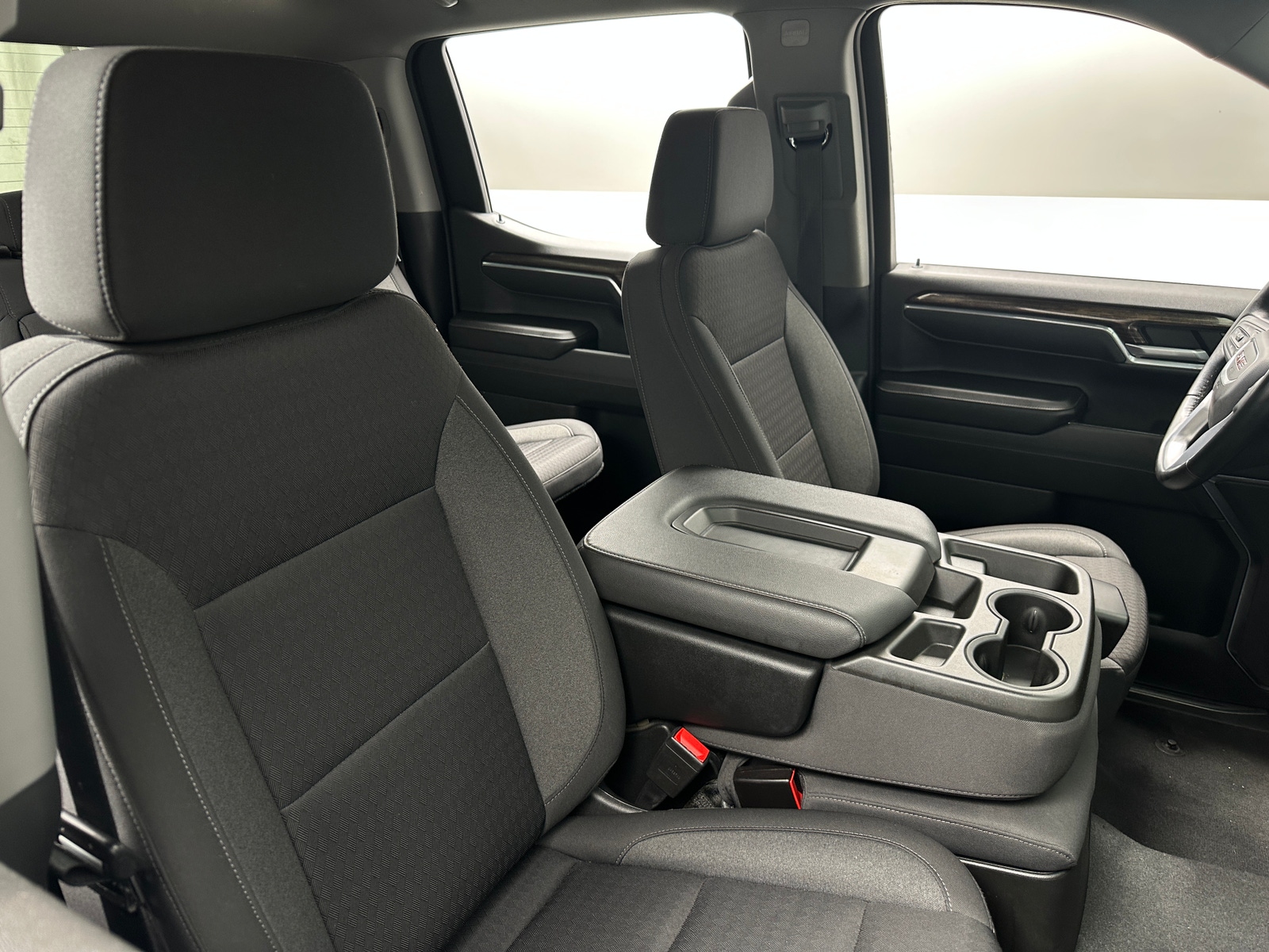 Thumbnail: 2022 GMC Sierra 1500 - 2
