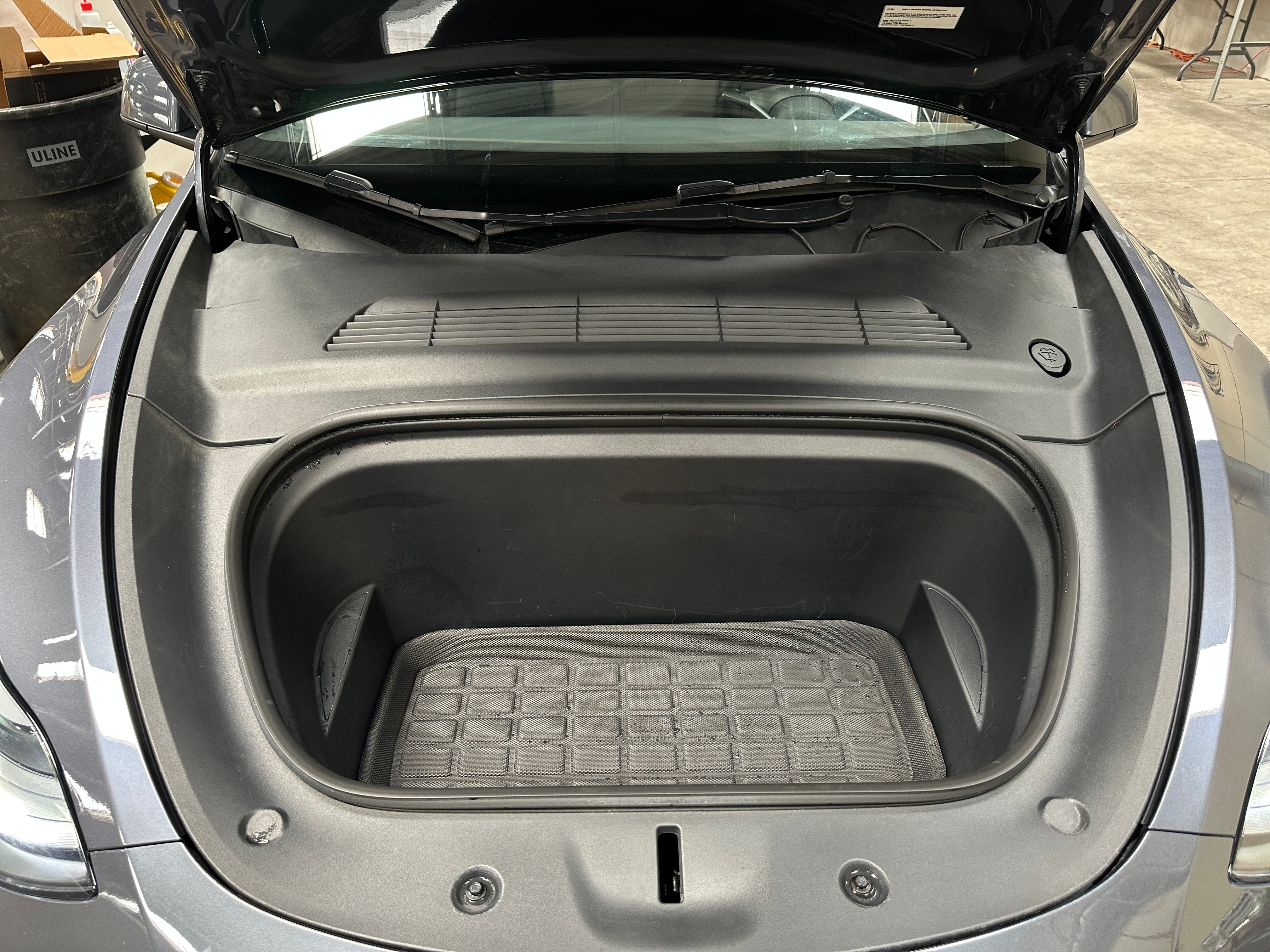 Used 2023 Tesla Model Y Long Range with VIN 7SAYGAEEXPF891681 for sale in Oak Creek, WI