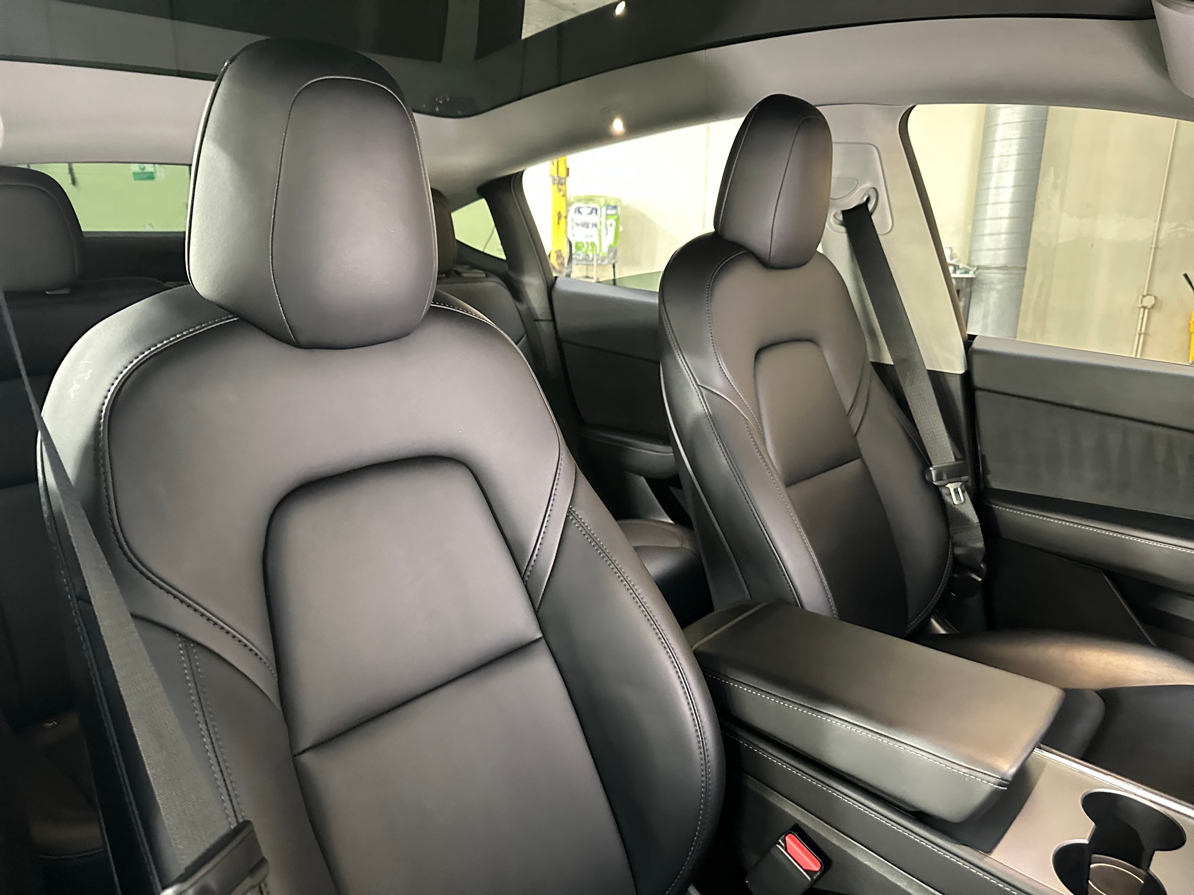 Used 2022 Tesla Model Y Long Range with VIN 7SAYGDEE8NF378802 for sale in Pewaukee, WI