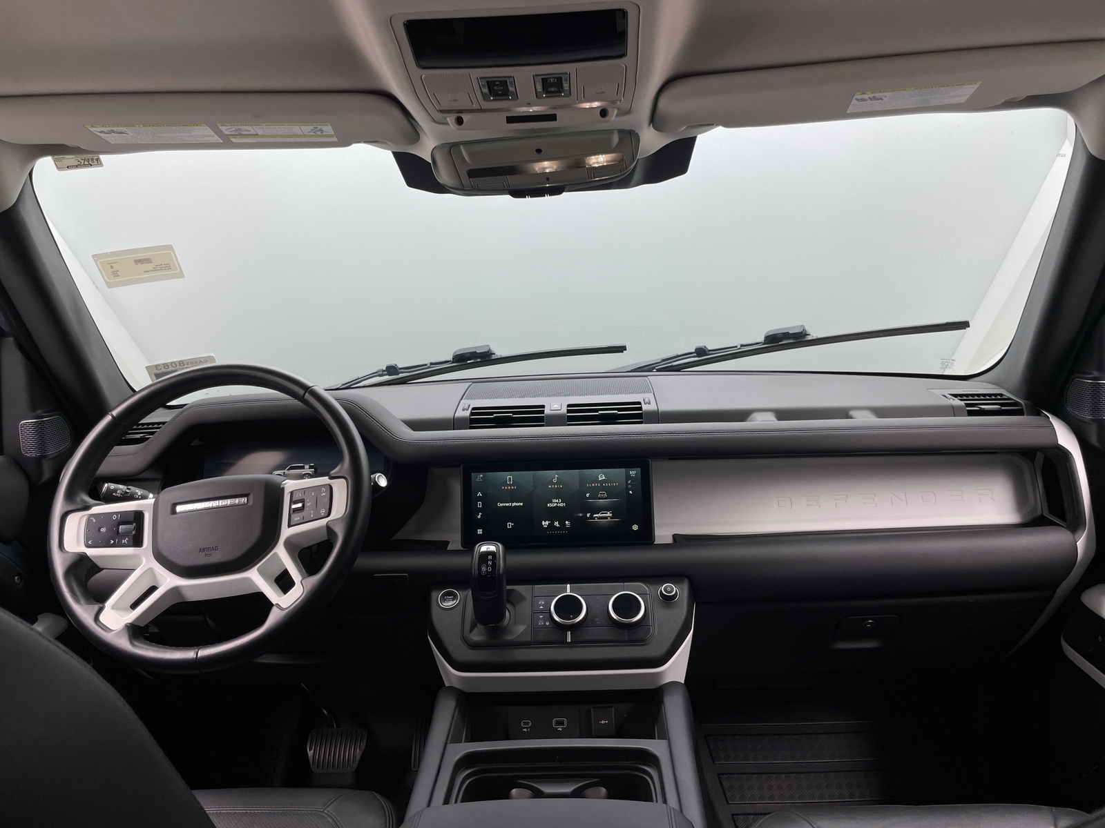 Thumbnail: 2024 Land Rover Defender - 2