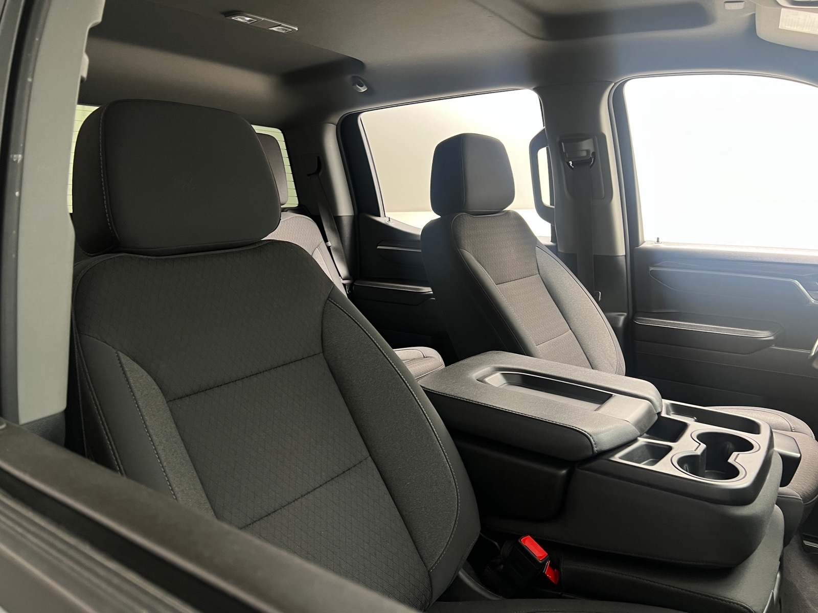 Thumbnail: 2025 Chevrolet Silverado 1500 - 2