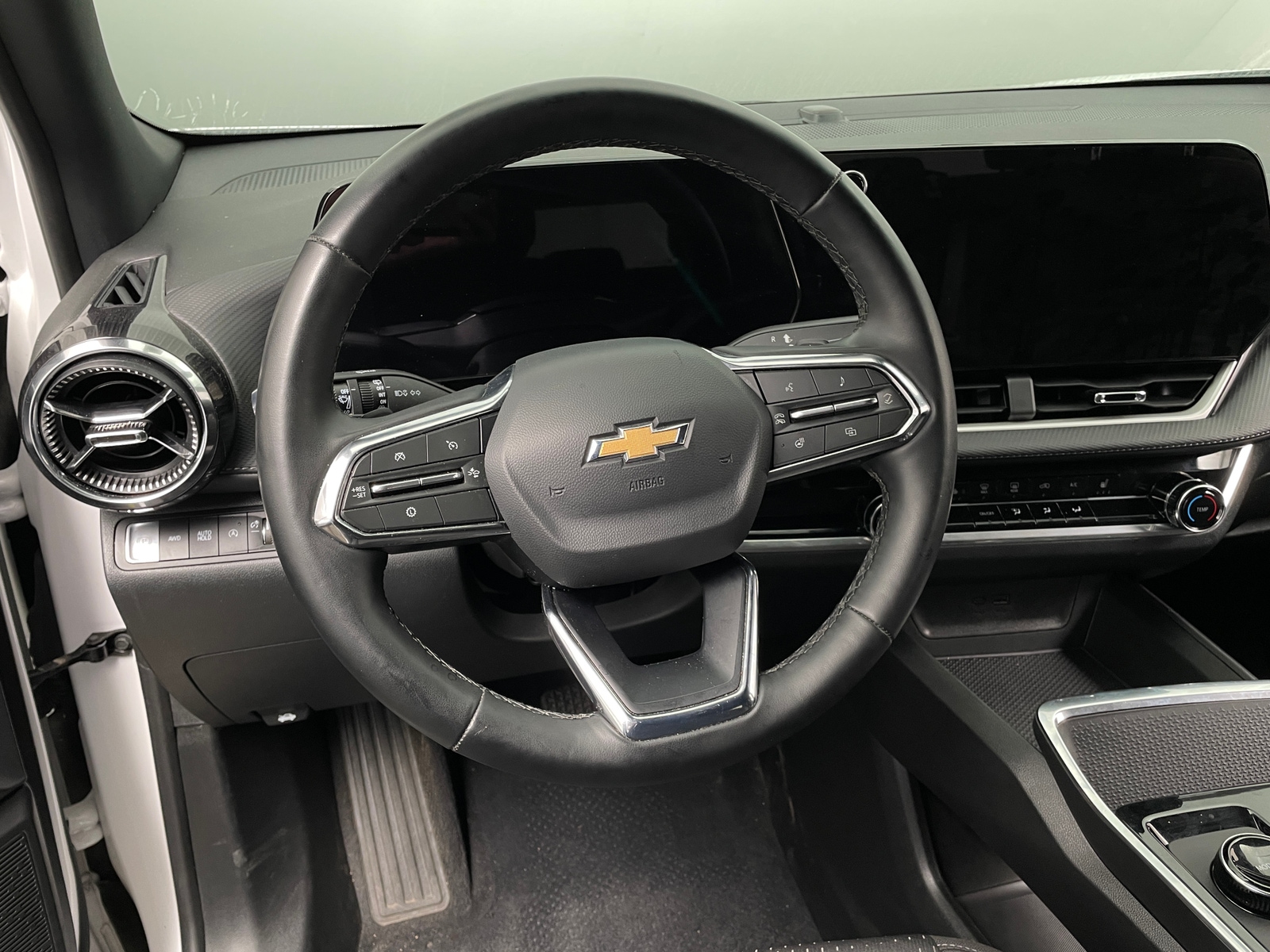 Thumbnail: 2026 Chevrolet Equinox - 5