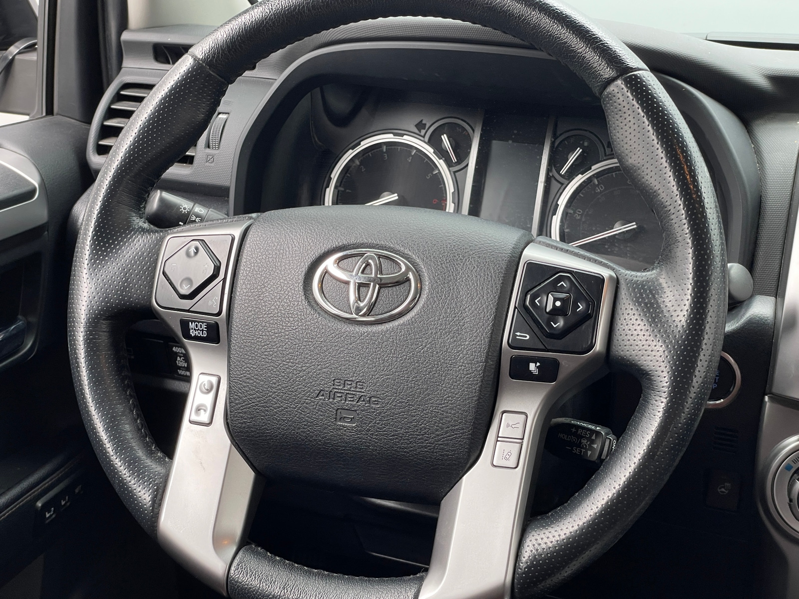 Thumbnail: 2023 Toyota 4Runner - 4