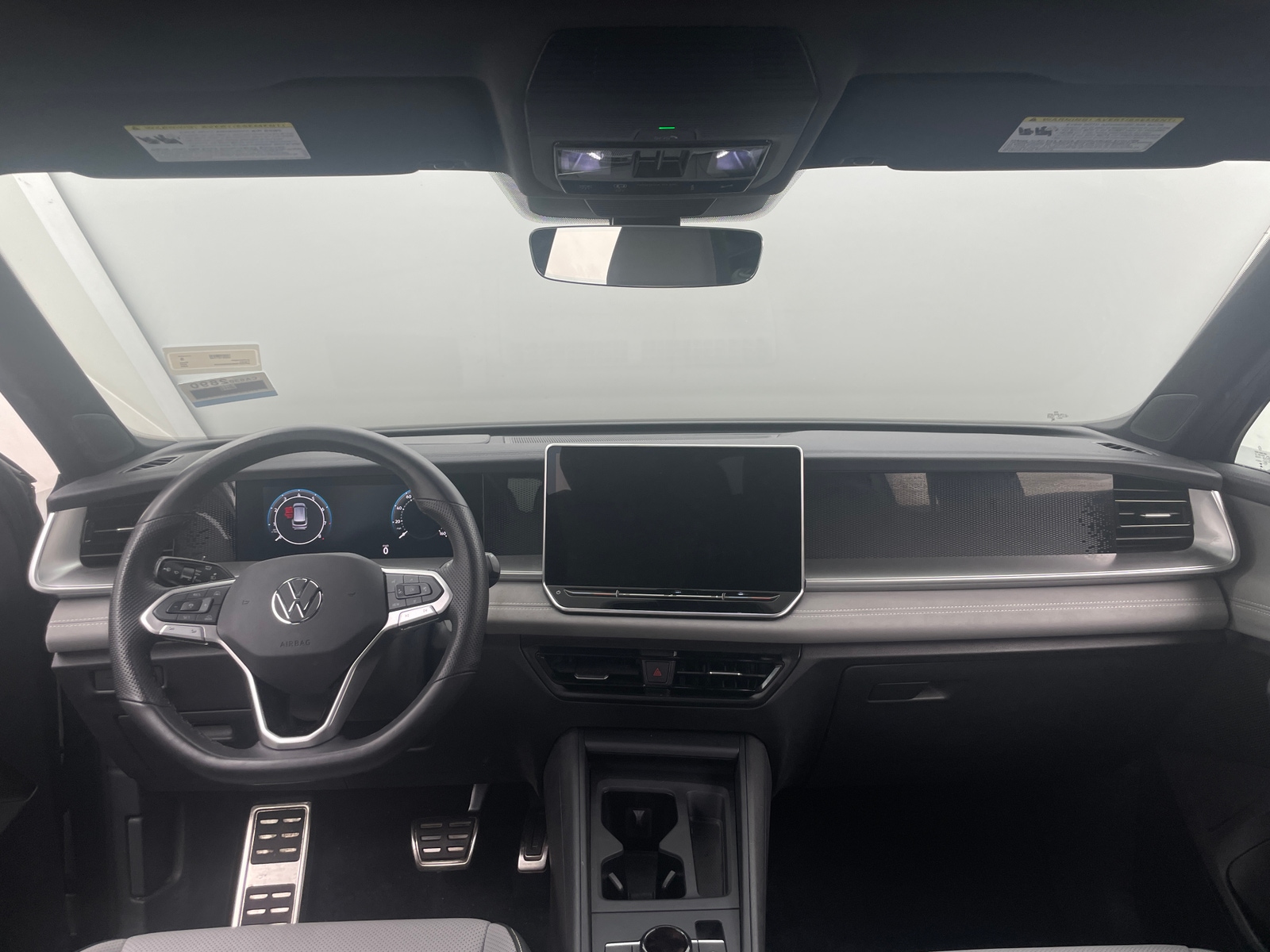 Thumbnail: 2025 Volkswagen Tiguan - 2