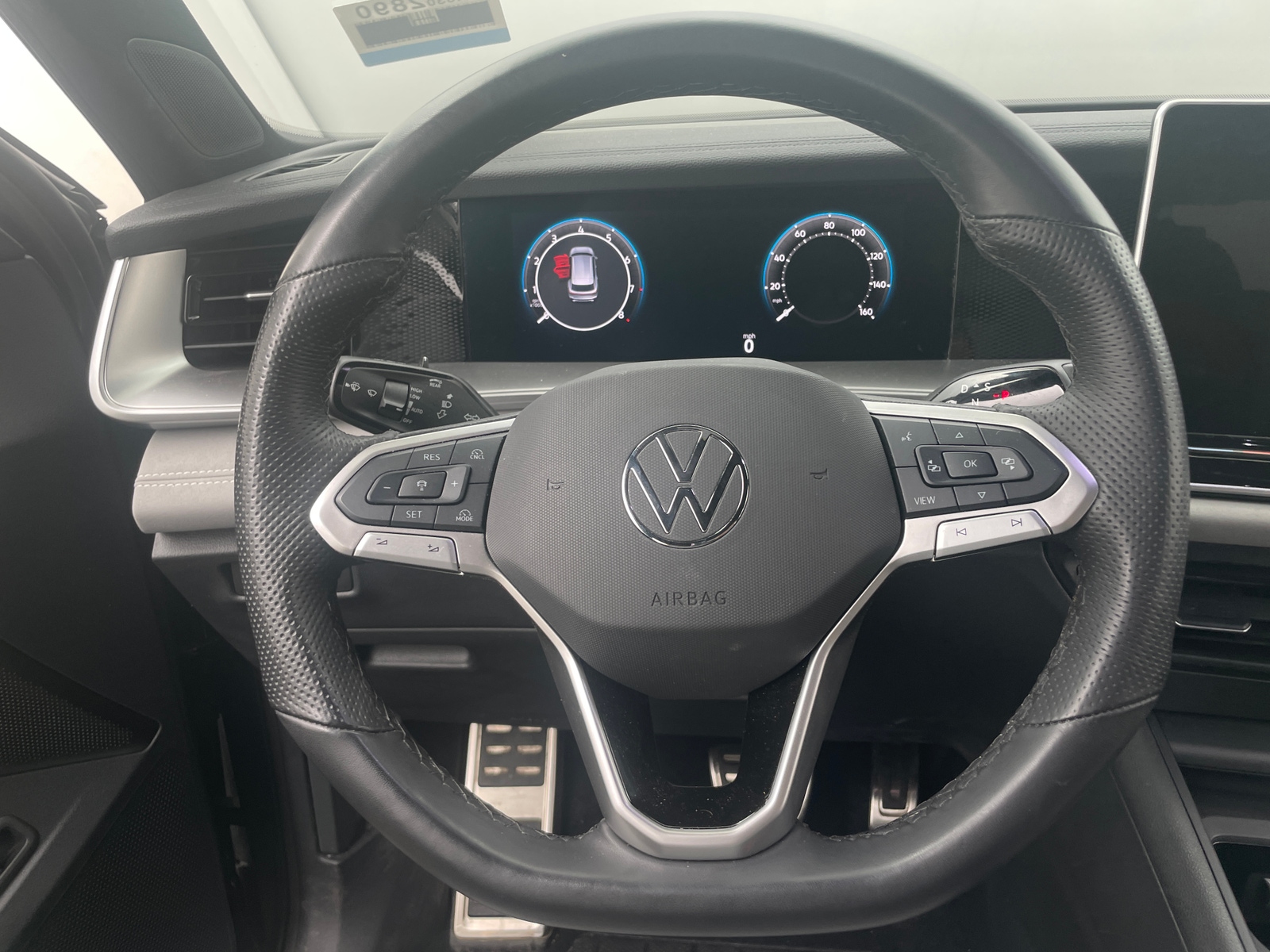 Thumbnail: 2025 Volkswagen Tiguan - 4