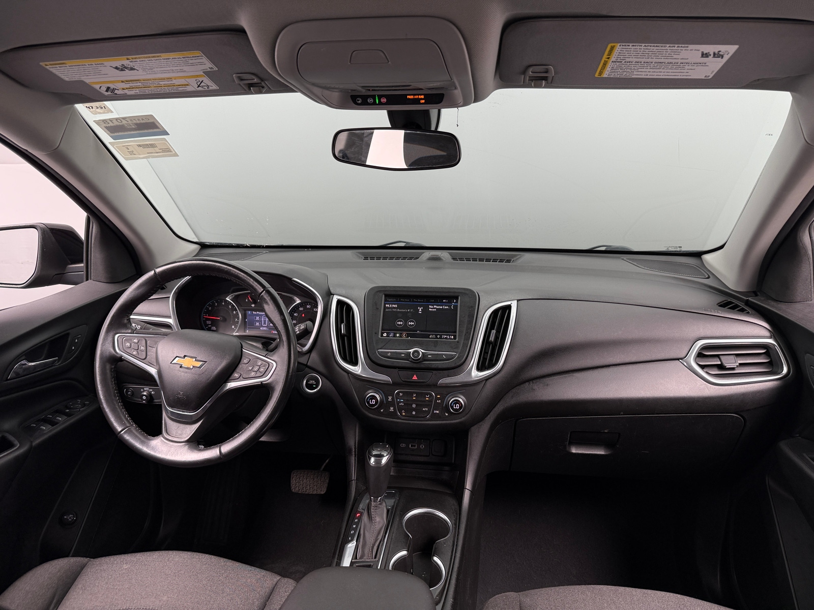 Thumbnail: 2019 Chevrolet Equinox - 3