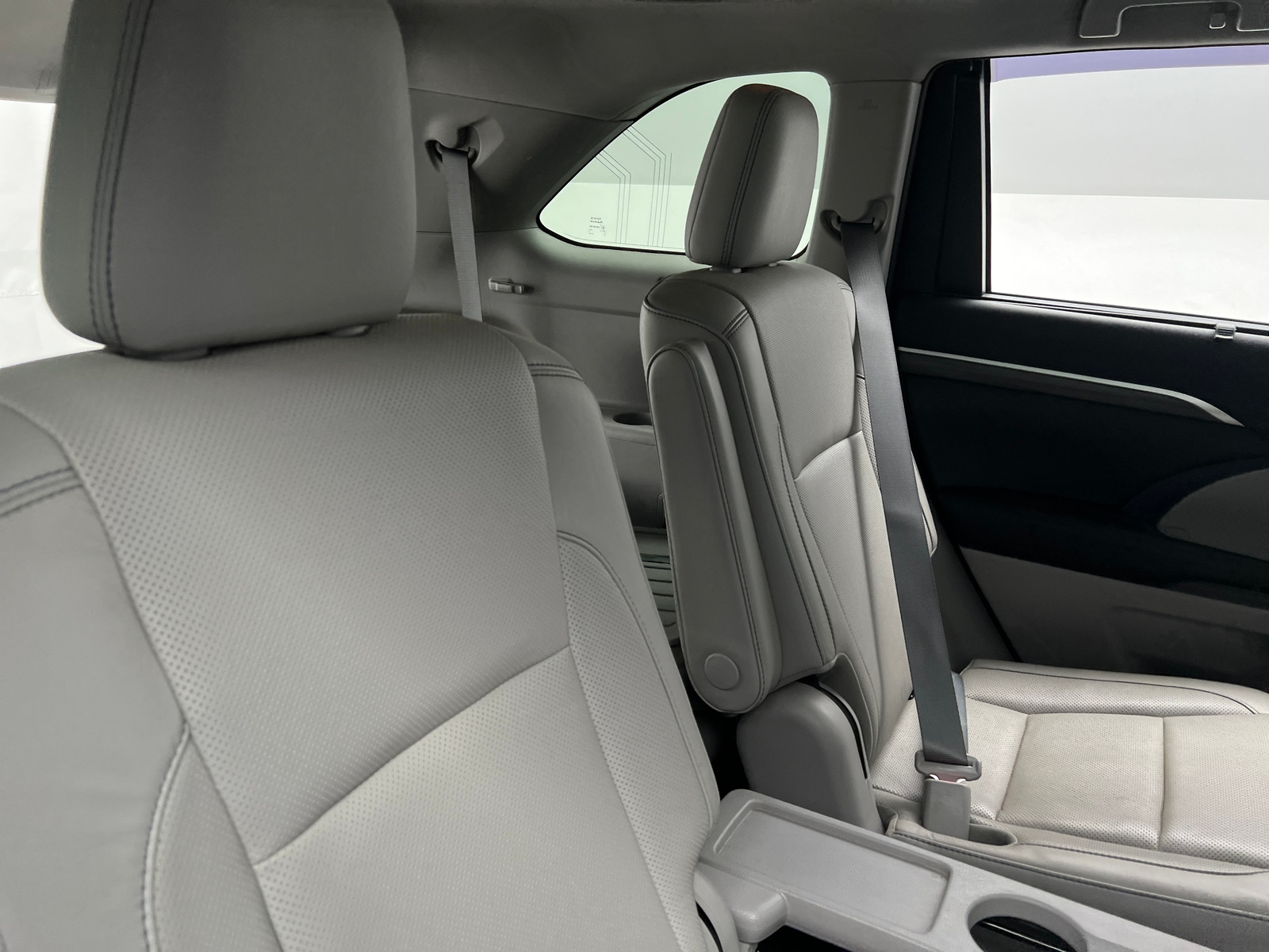 Thumbnail: 2019 Toyota Highlander - 5