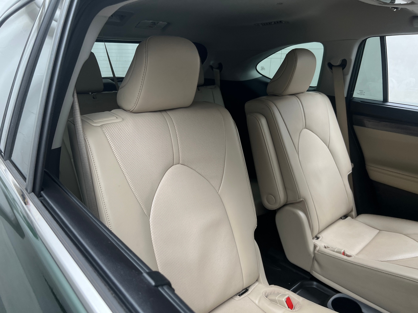 Thumbnail: 2023 Toyota Highlander - 5