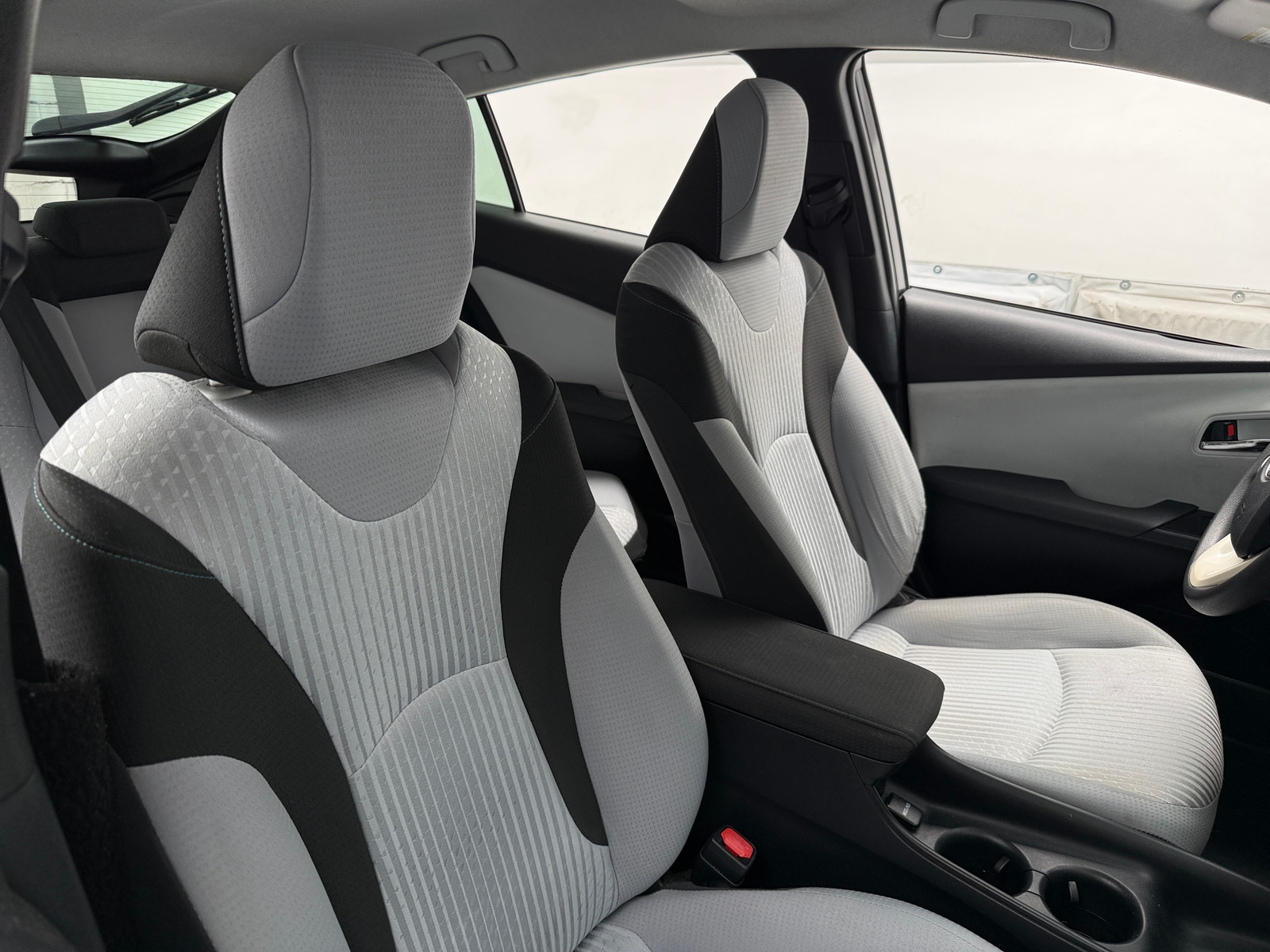 Thumbnail: 2018 Toyota Prius - 2