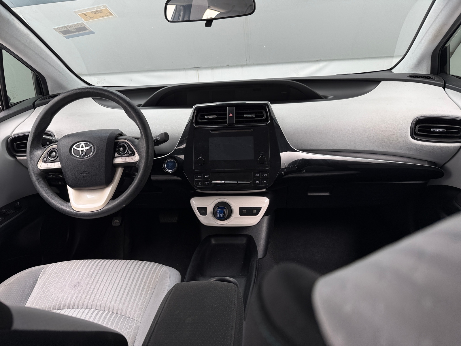 Thumbnail: 2018 Toyota Prius - 3