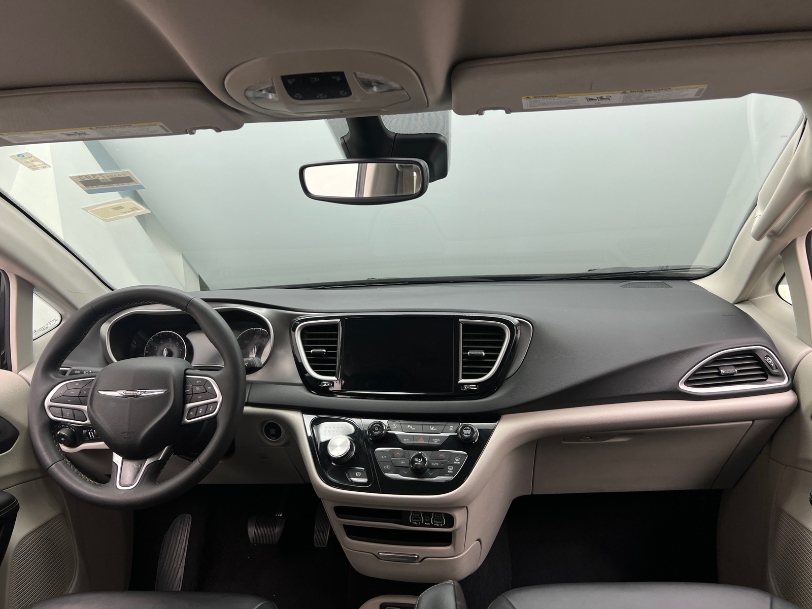 Thumbnail: 2024 Chrysler Pacifica - 2