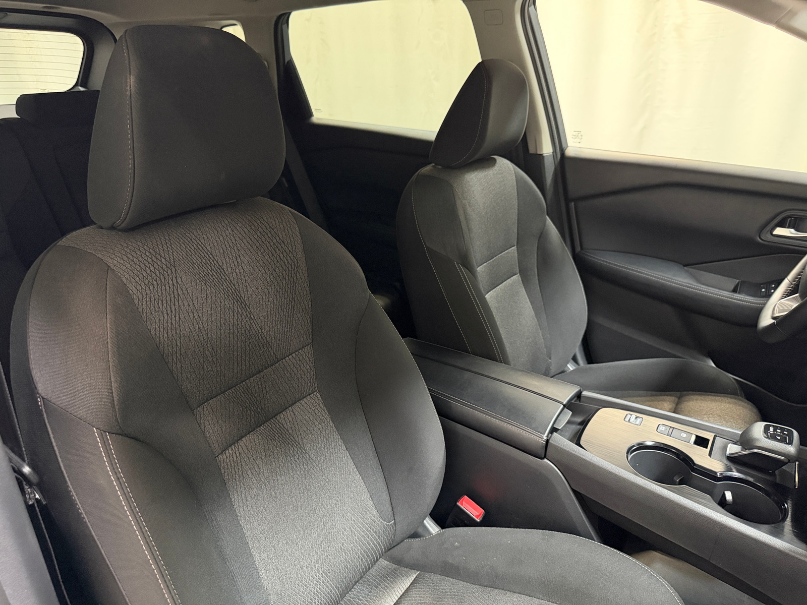 Thumbnail: 2025 Nissan Rogue - 2